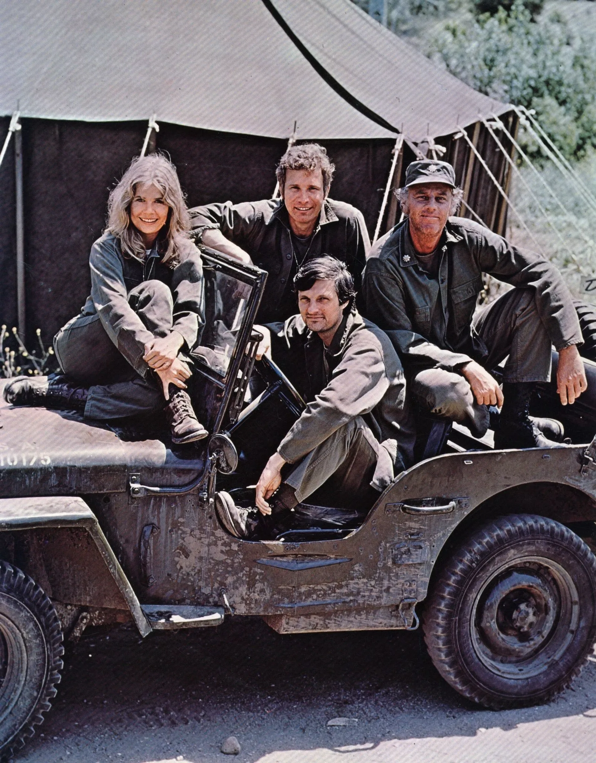 Alan Alda, Wayne Rogers, McLean Stevenson, and Loretta Swit in M*A*S*H (1972)