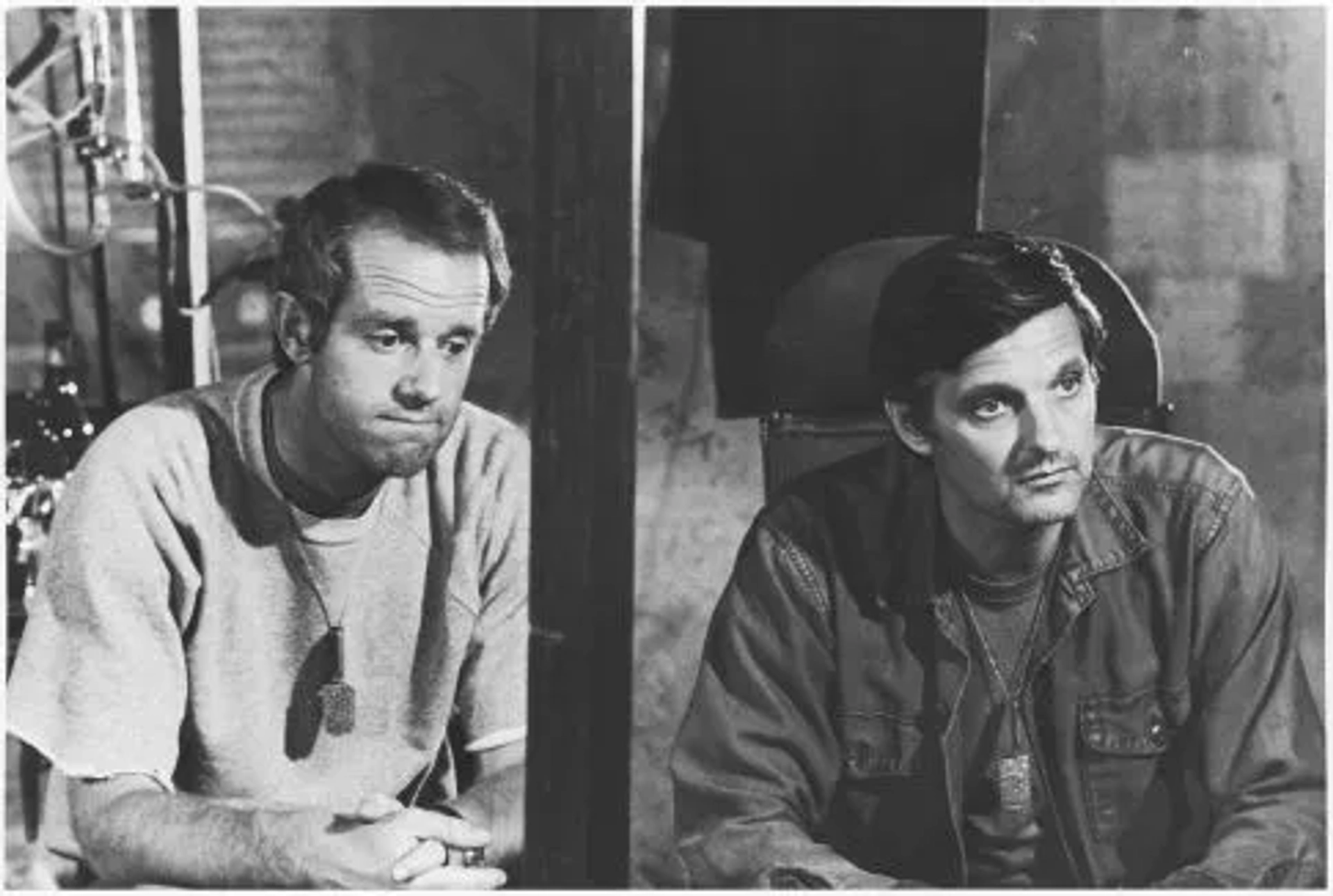 Alan Alda and Mike Farrell in M*A*S*H (1972)