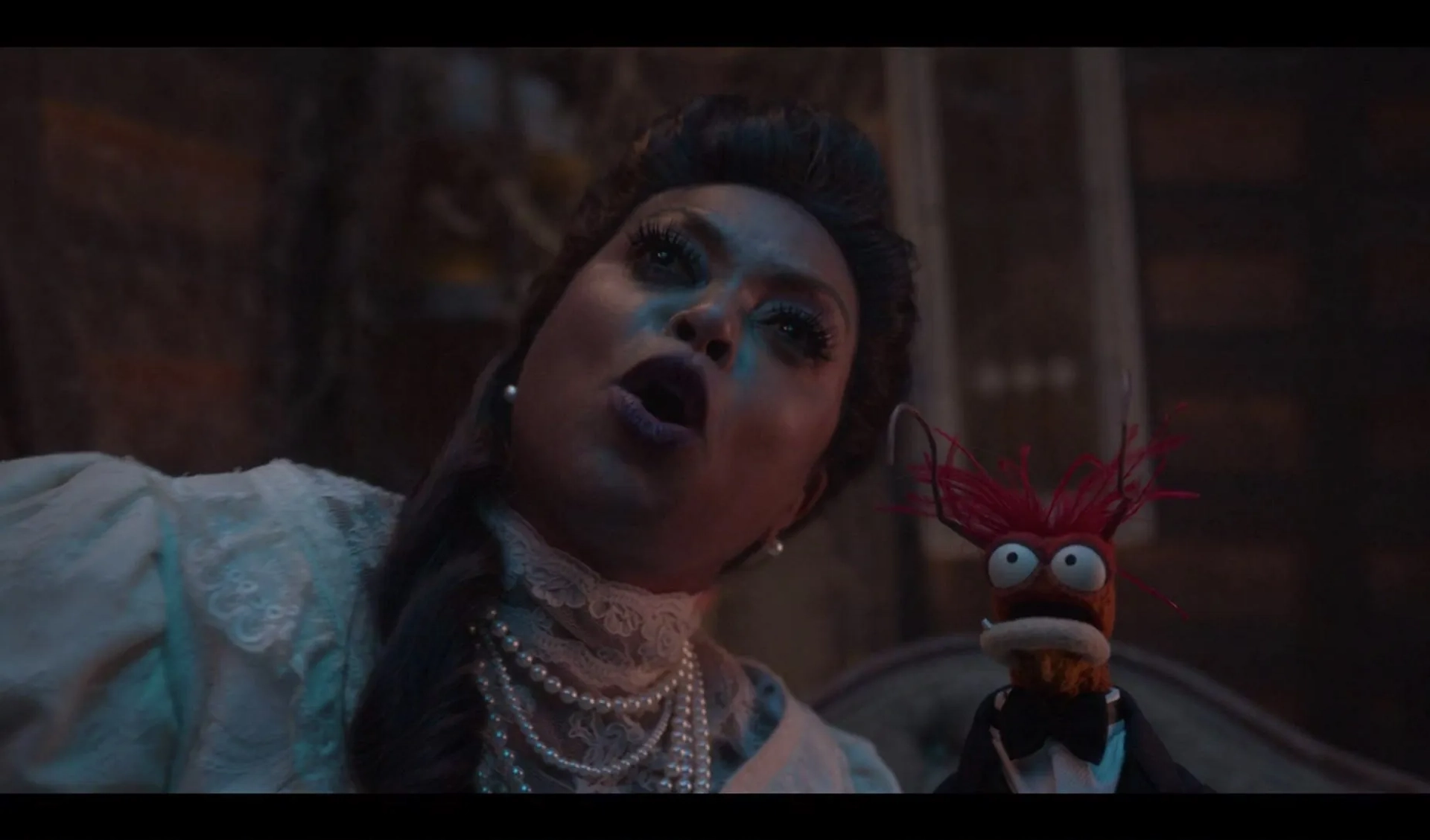 Bill Barretta and Taraji P. Henson in Muppets Haunted Mansion (2021)