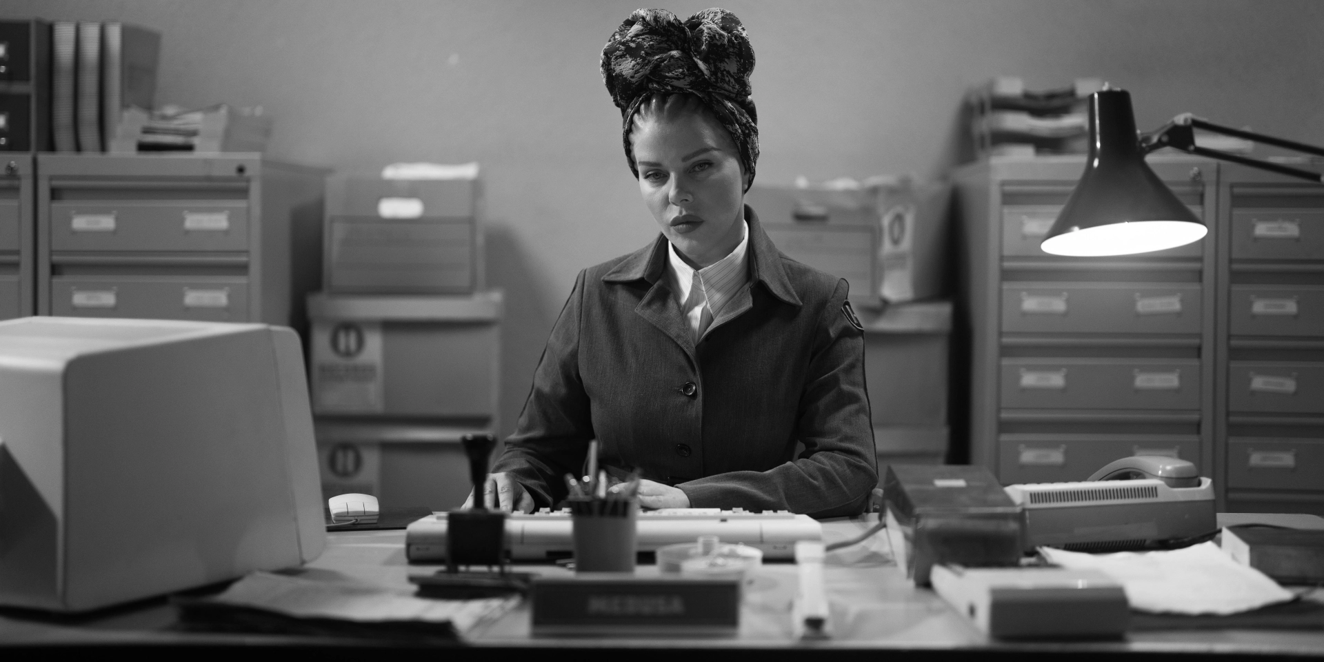 Debi Mazar in Kaos (2024)