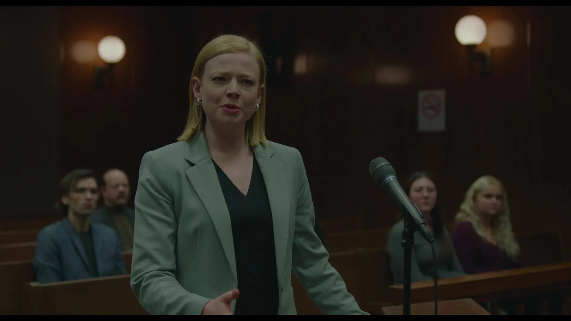 Sarah Snook in Pieces of a Woman (2020)