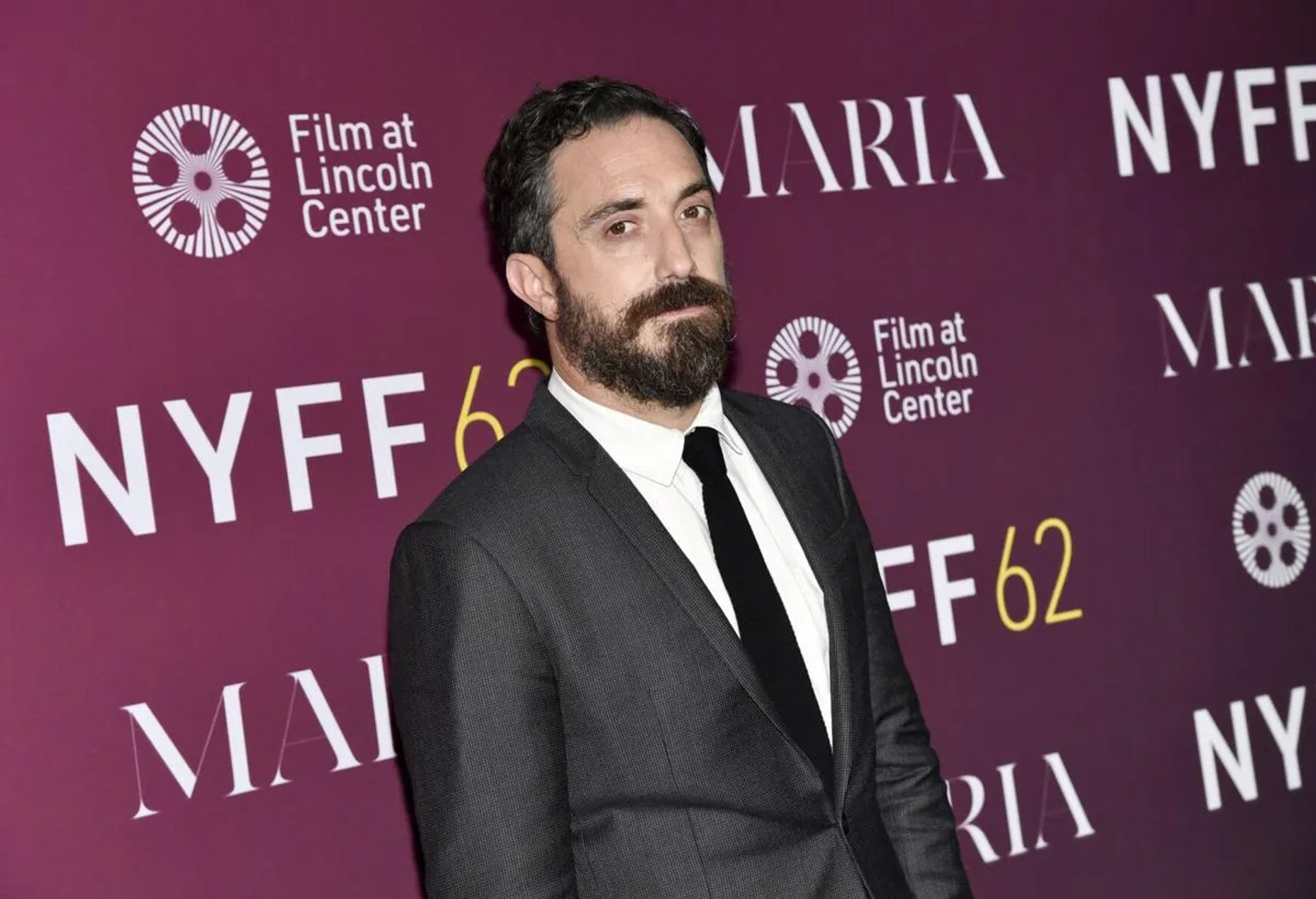 Pablo Larraín in Maria (2024)
