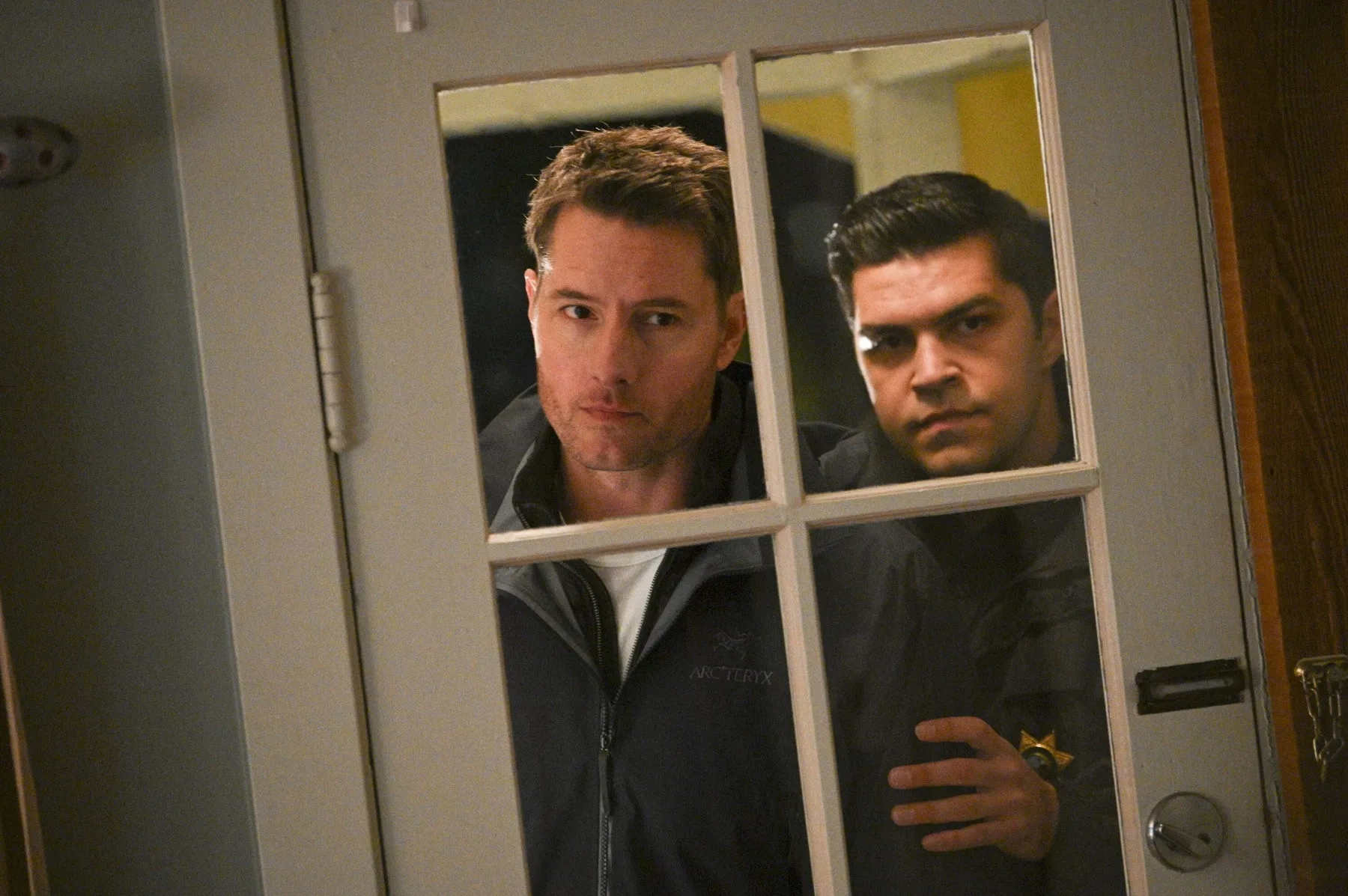 Justin Hartley and Jason Diaz in Tracker (2024)