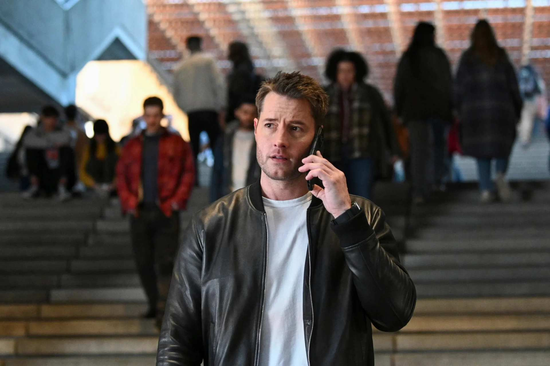 Justin Hartley in Tracker (2024)