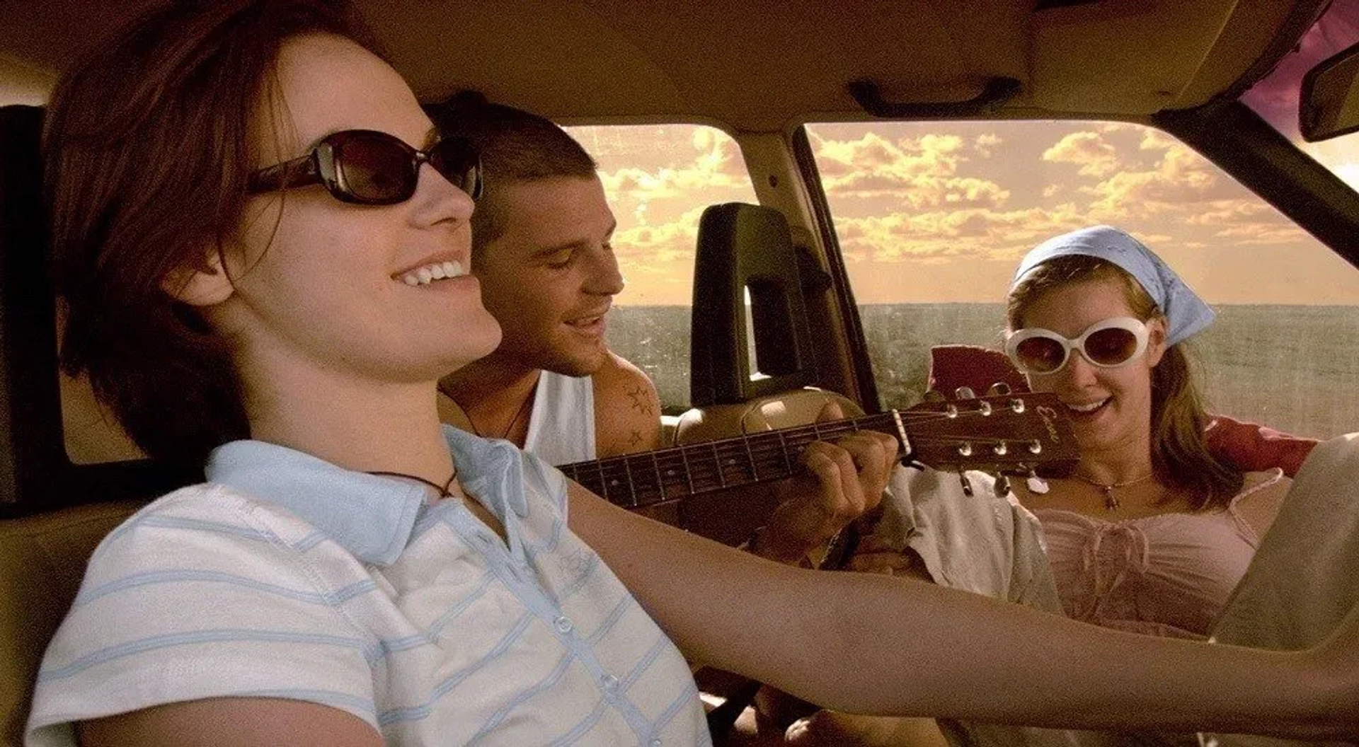 Cassandra Magrath, Nathan Phillips, and Kestie Morassi in Wolf Creek (2005)