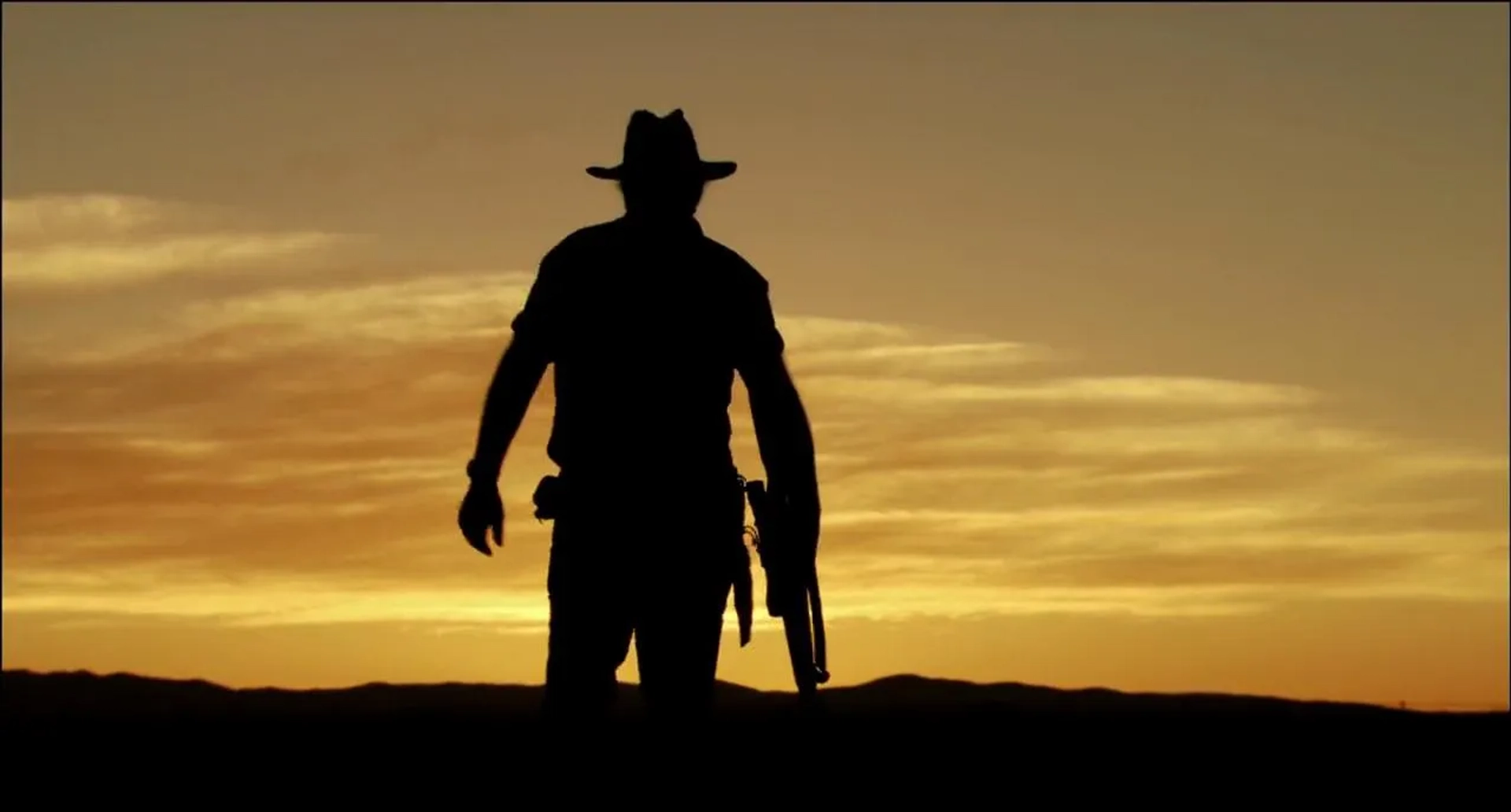 John Jarratt in Wolf Creek (2005)