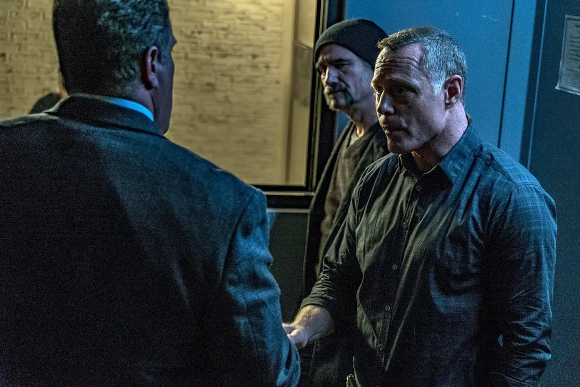 Elias Koteas and Jason Beghe in Chicago P.D. (2014)