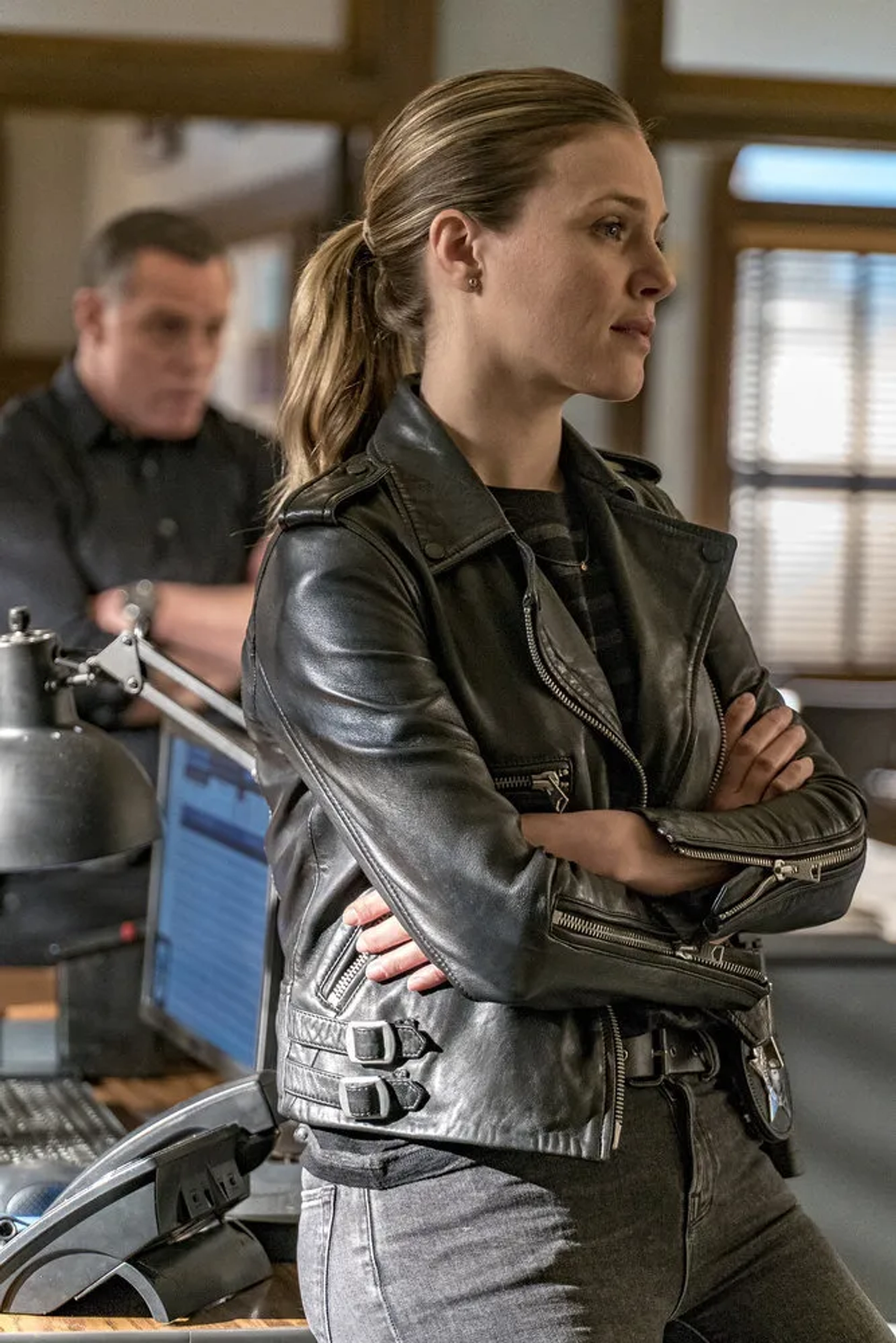 Jason Beghe and Tracy Spiridakos in Chicago P.D. (2014)