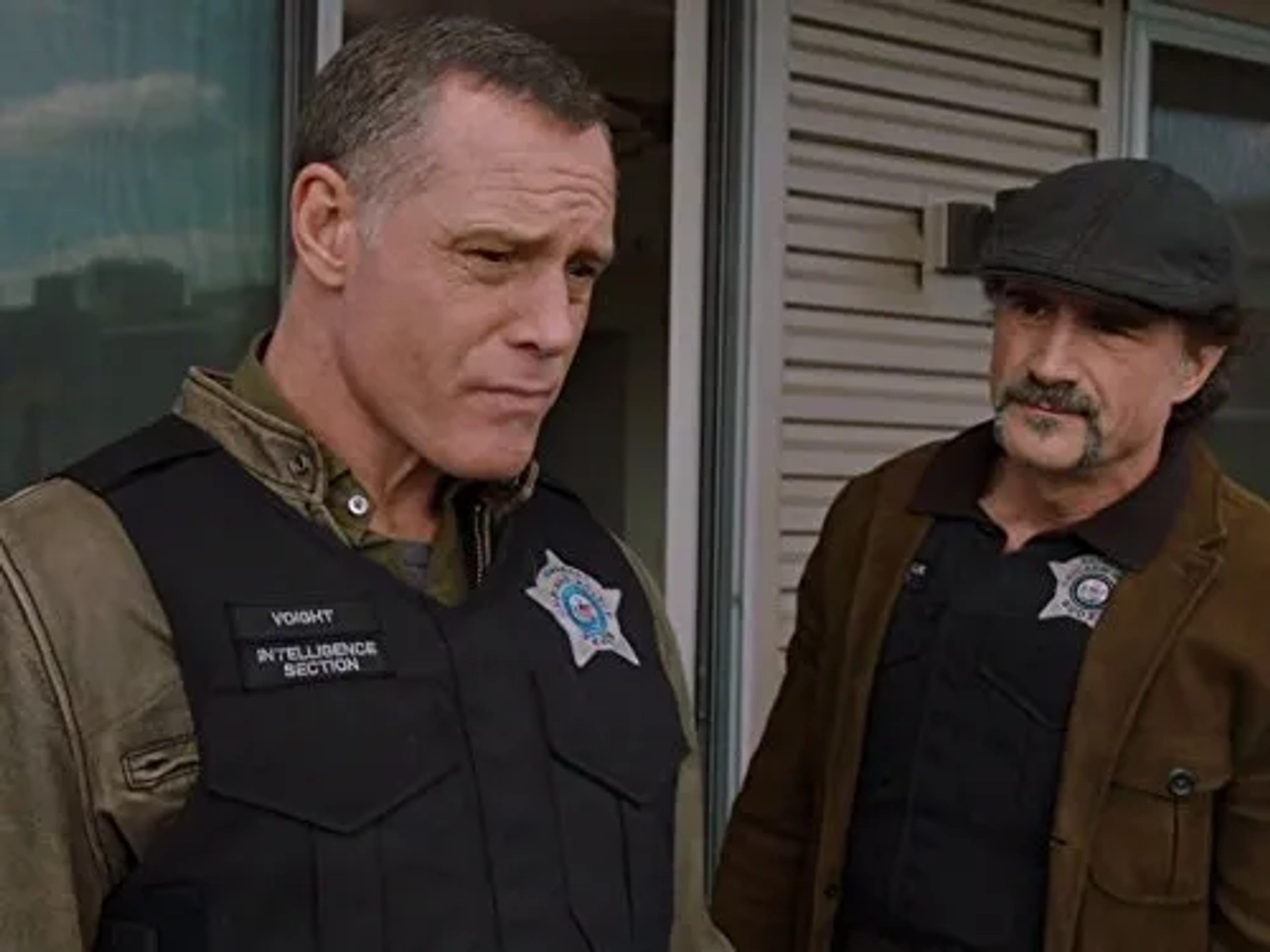 Elias Koteas and Jason Beghe in Chicago P.D. (2014)