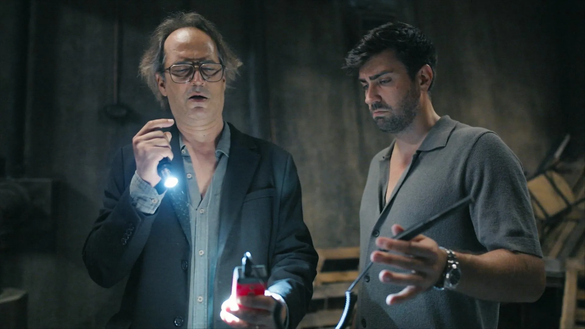 Timuçin Esen and Caglar Ertugrul in Kalpazan (2024)