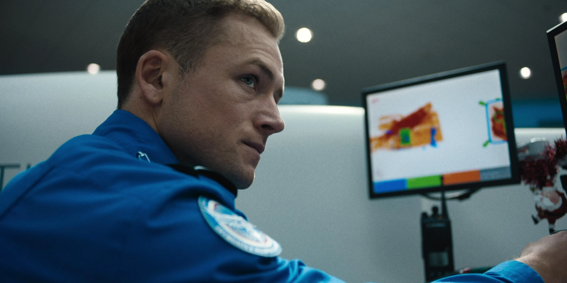 Taron Egerton in Carry-On (2024)
