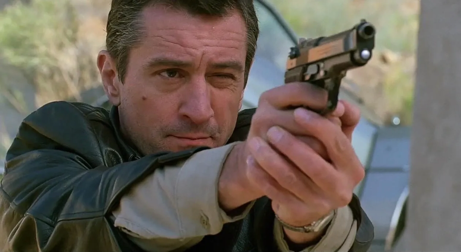 Robert De Niro in Midnight Run (1988)