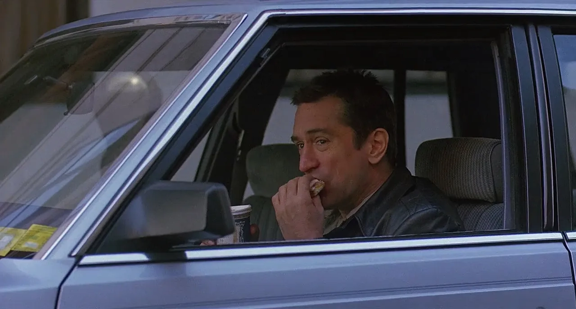 Robert De Niro in Midnight Run (1988)