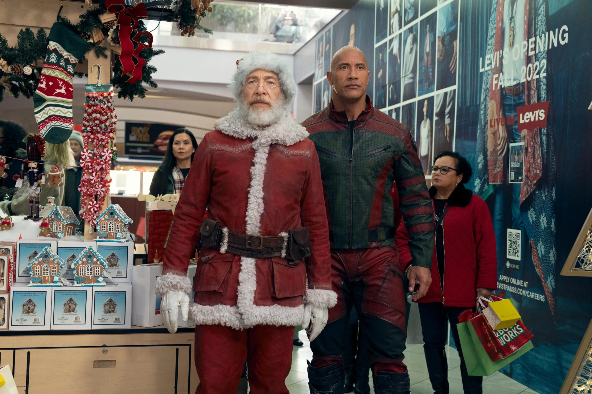 Dwayne Johnson and J.K. Simmons in Red One (2024)