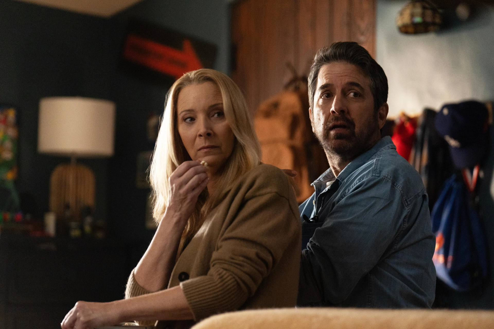 Lisa Kudrow and Ray Romano in No Good Deed (2024)