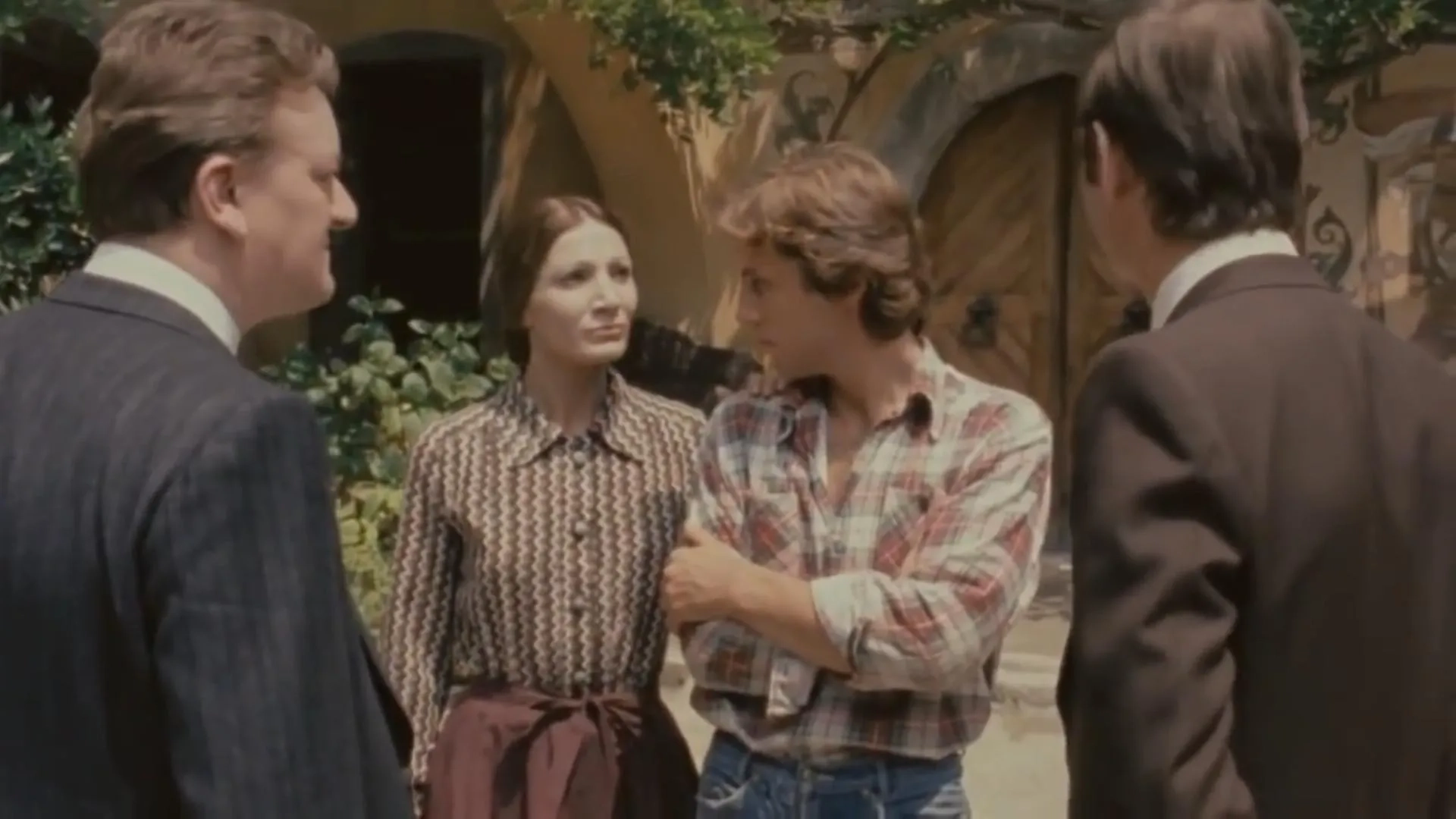 Kieran Canter, Franca Stoppi, and Edmondo Vallini in Beyond the Darkness (1979)