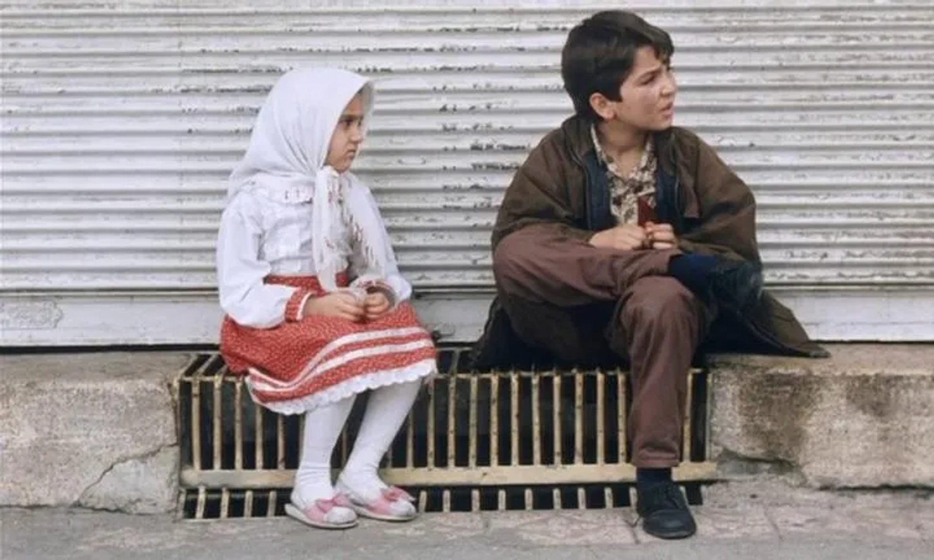 بادکنک سفید