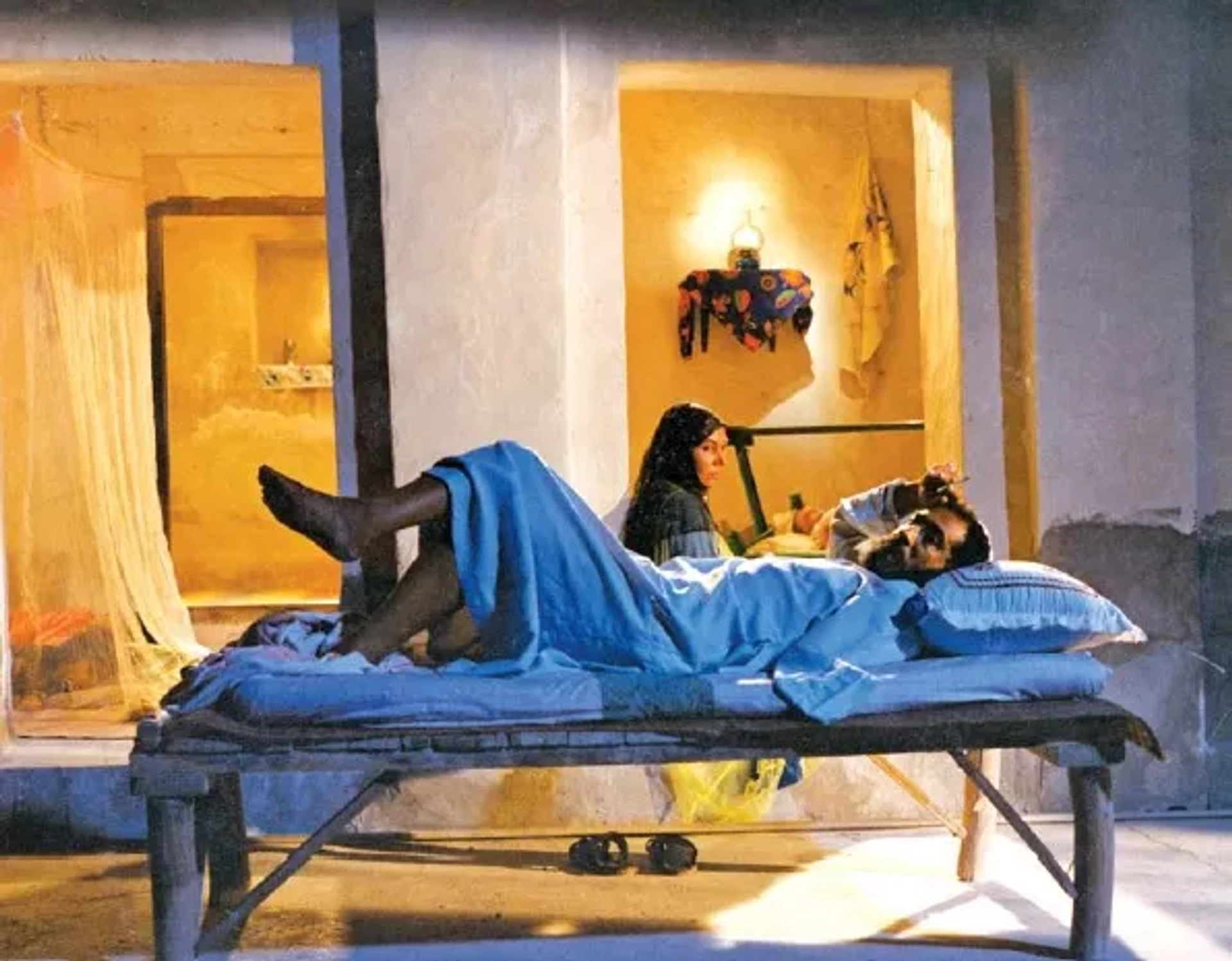 فیلم ناخدا خورشید (۱۳۶۵)