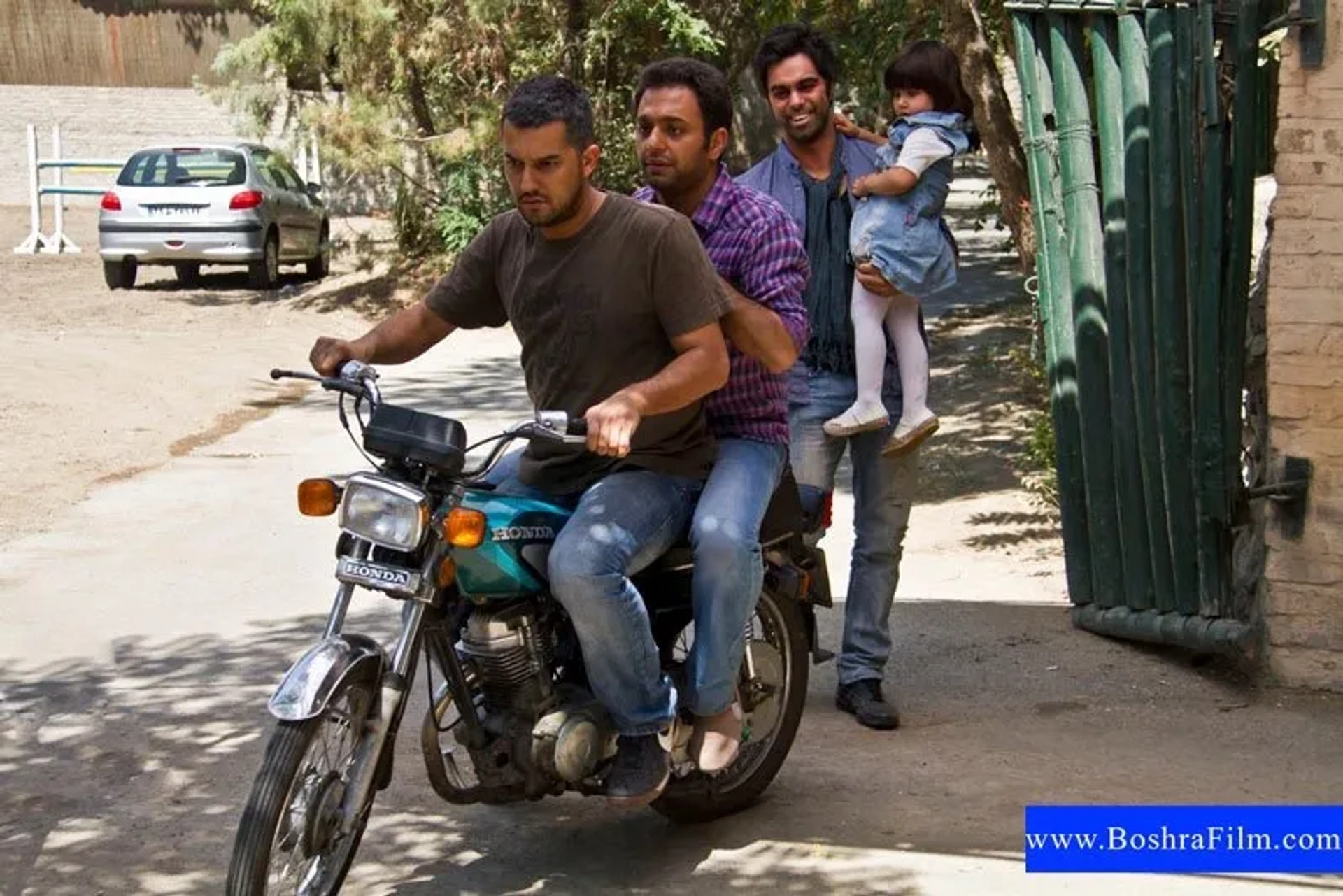 فیلم انتهای خیابان هشتم (۱۳۸۹)