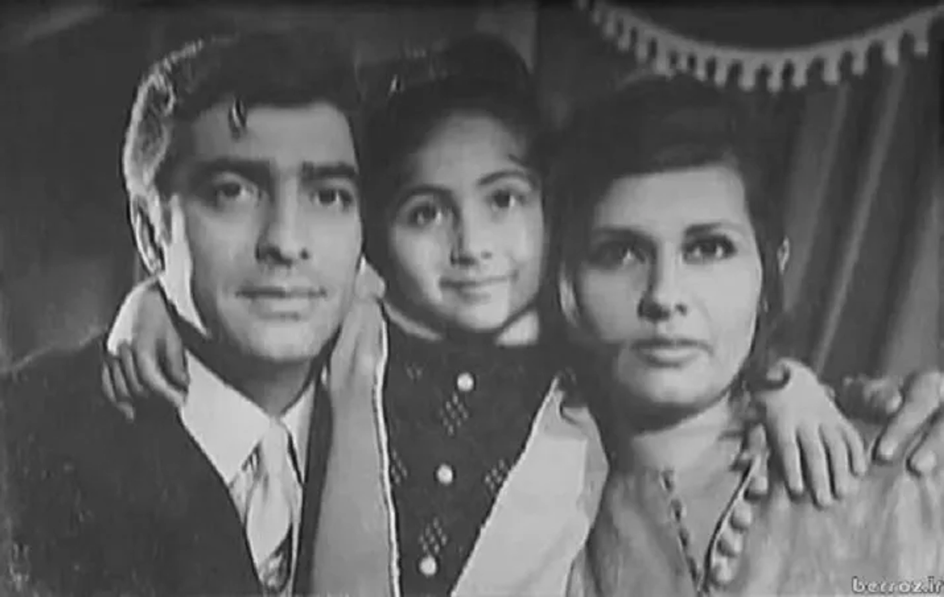 فیلم سلطان قلبها (۱۳۴۷)