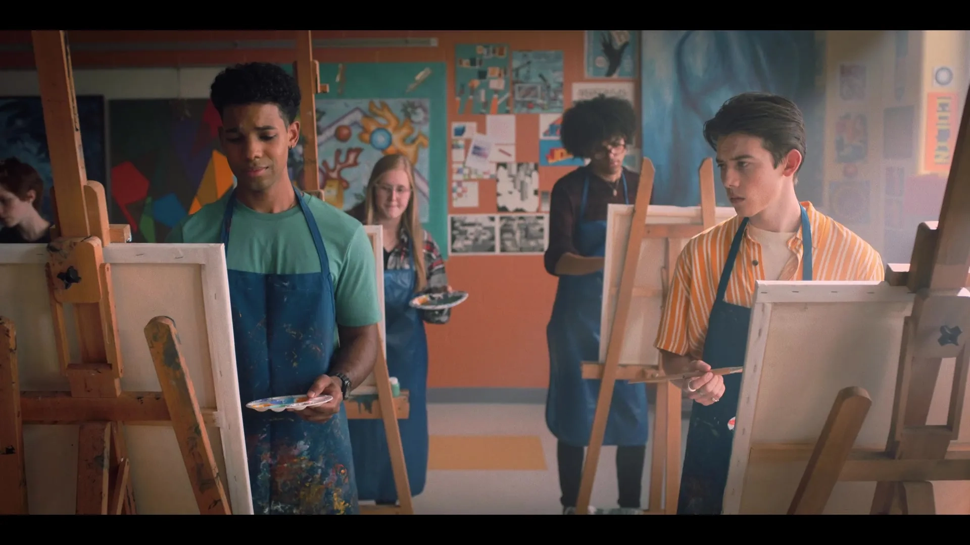 Griffin Gluck and Rico Paris in Tall Girl 2 (2022)