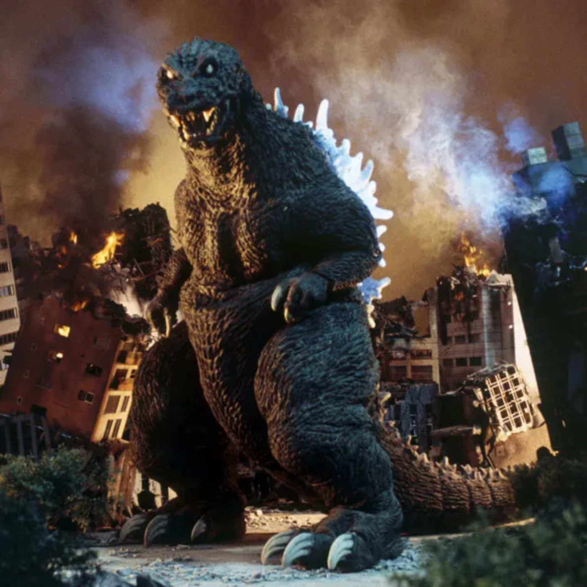 Mizuho Yoshida in Godzilla, Mothra and King Ghidorah: Giant Monsters All-Out Attack (2001)