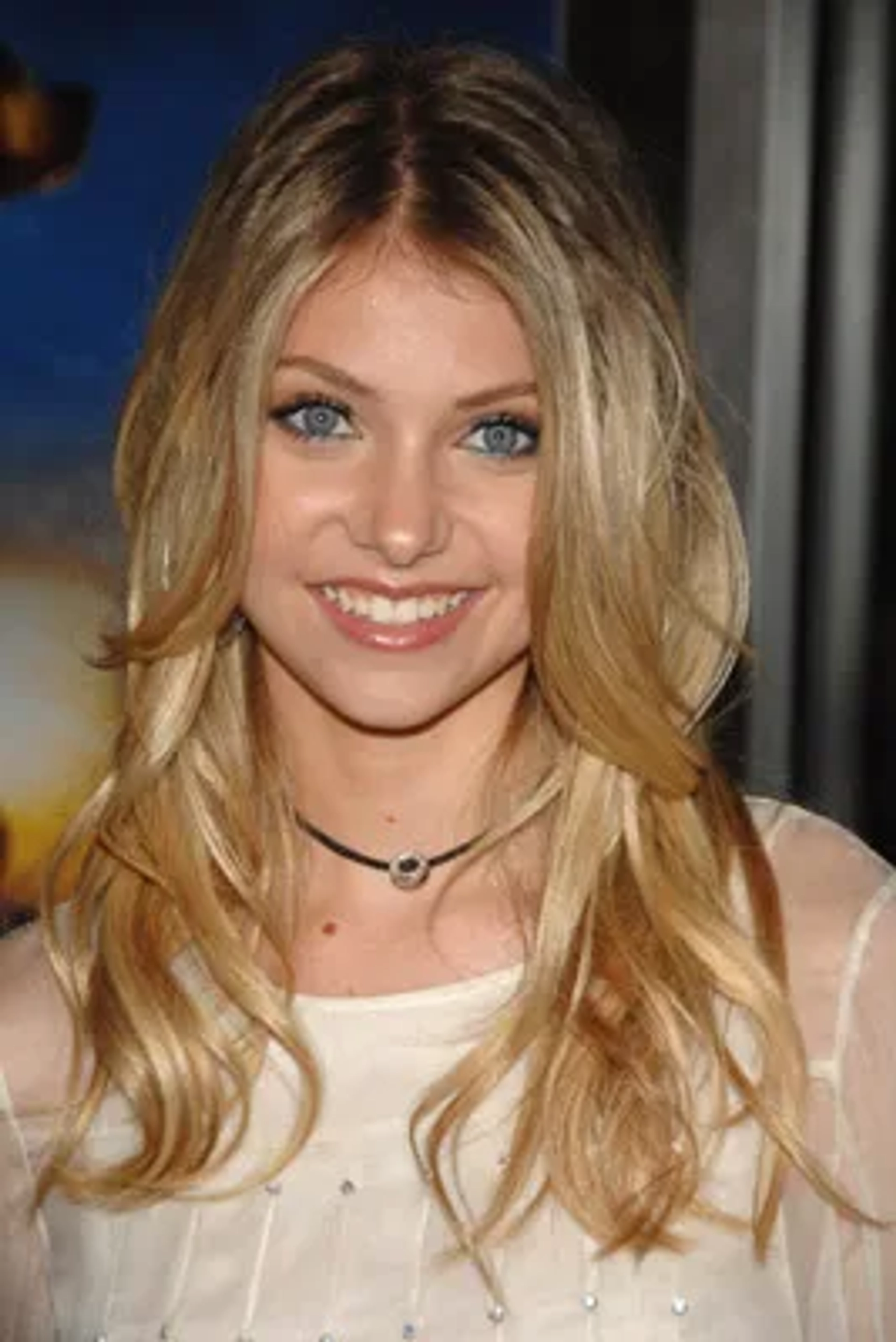 Taylor Momsen at an event for How the Grinch Stole Christmas (2000)