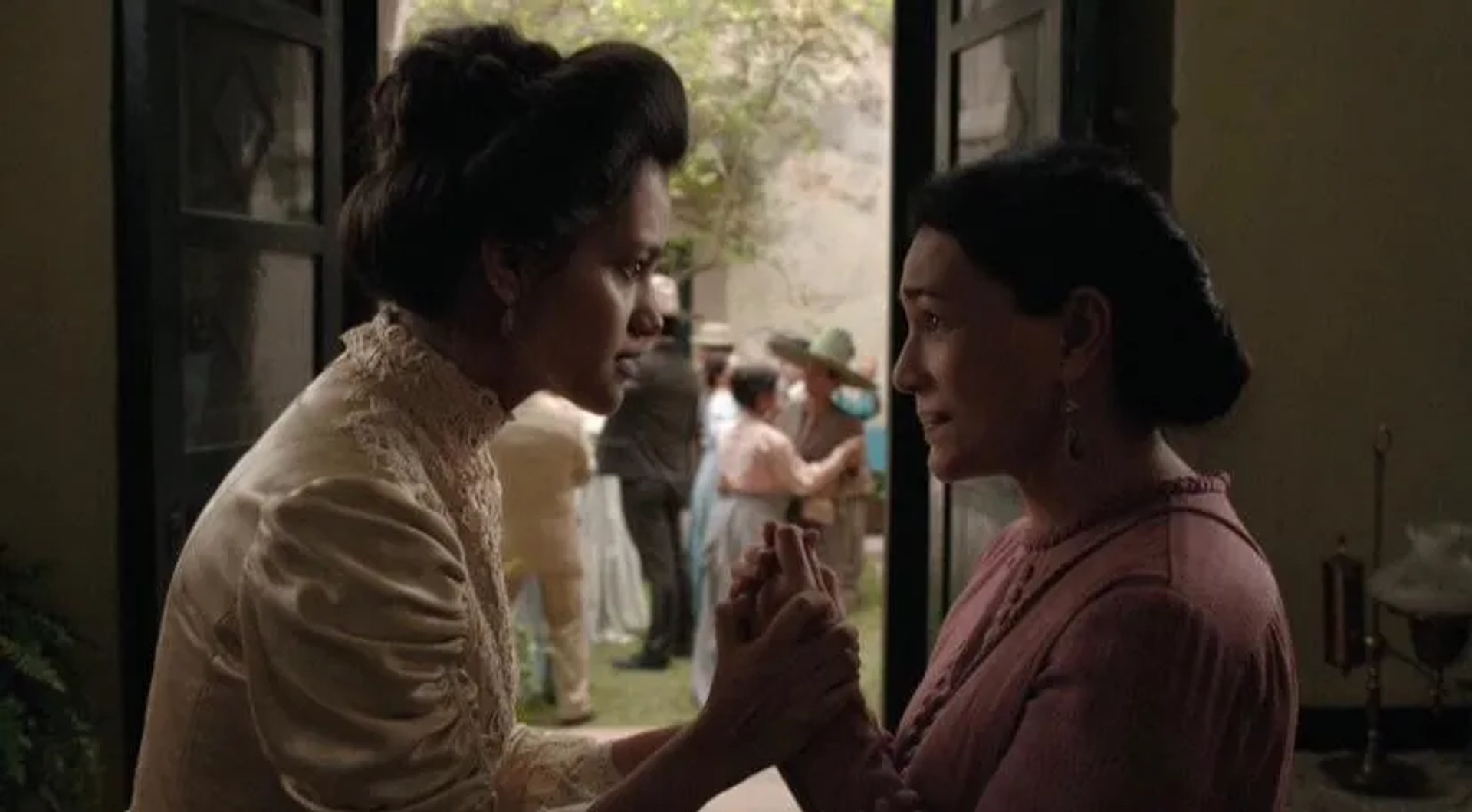 Dolores Heredia and Ishbel Bautista in Pedro Páramo (2024)