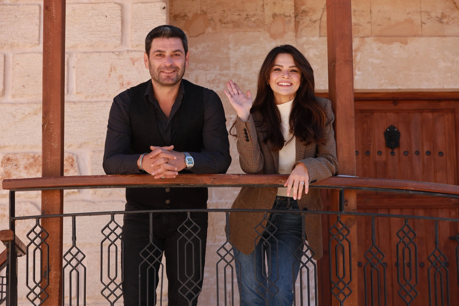 Ozan Akbaba and Sinem Ünsal in Uzak Sehir (2024)