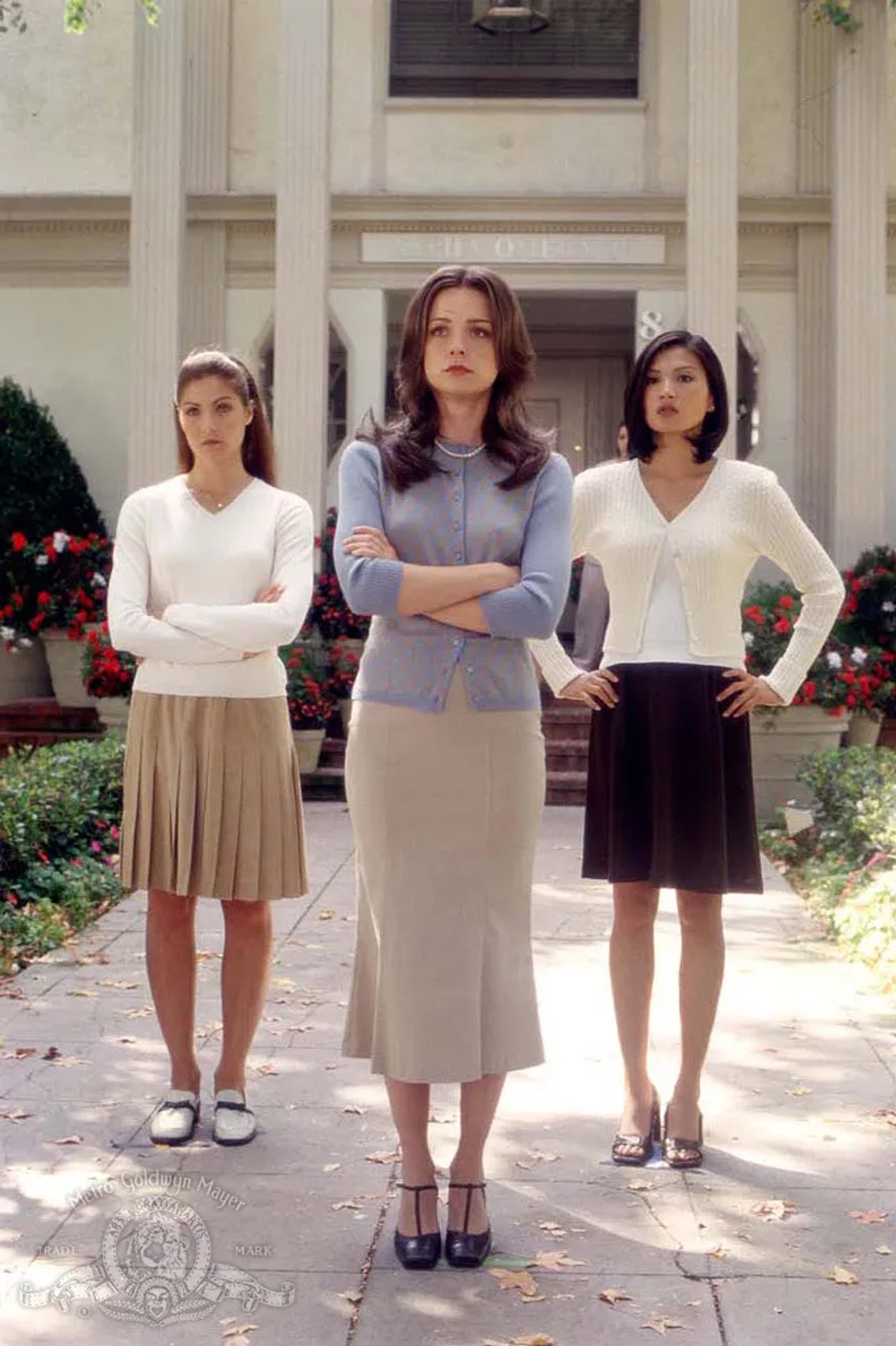 Marisa Coughlan, Michelle Krusiec, and Marisa Petroro in Pumpkin (2002)
