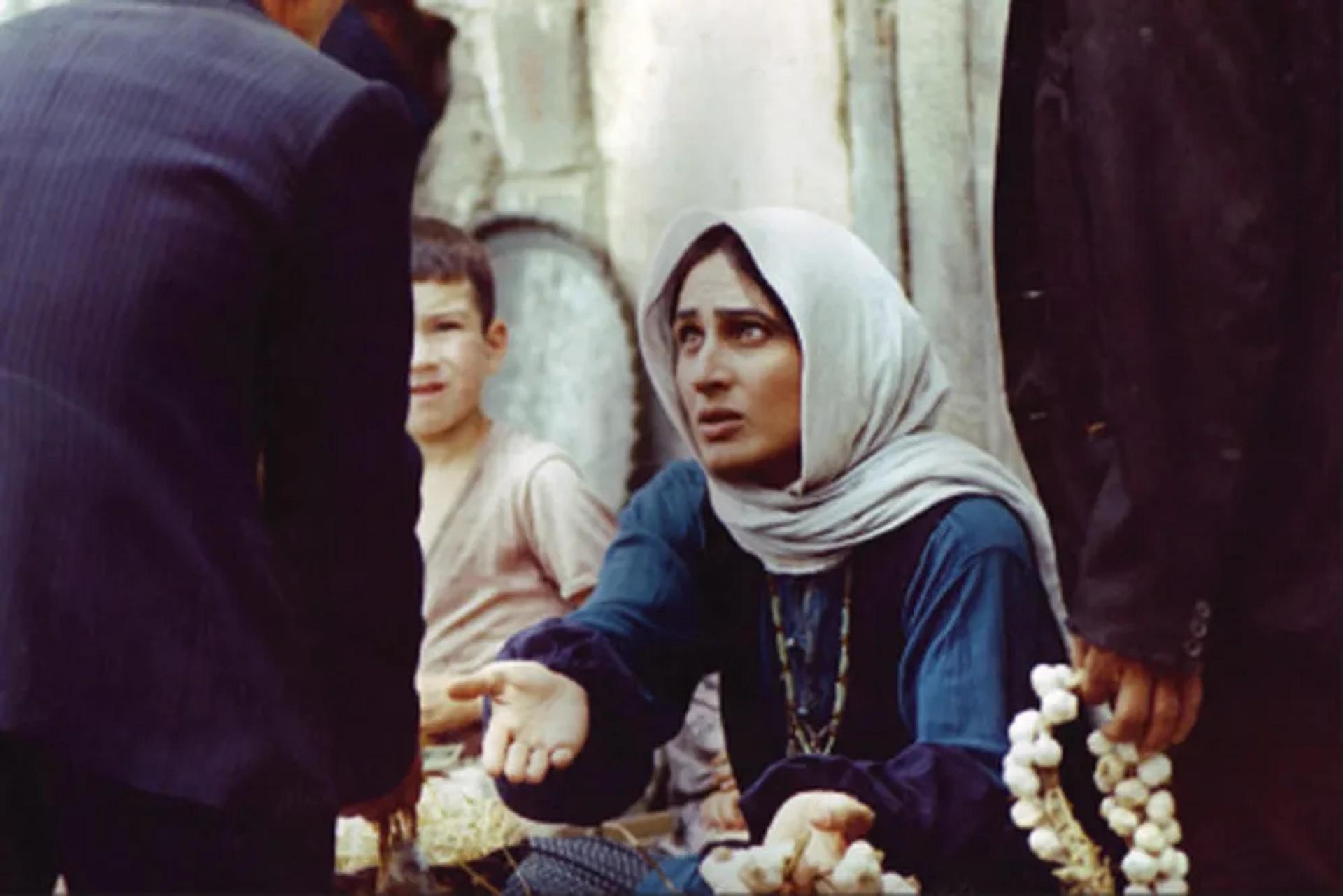 Susan Taslimi in Bashu, the Little Stranger (1989)