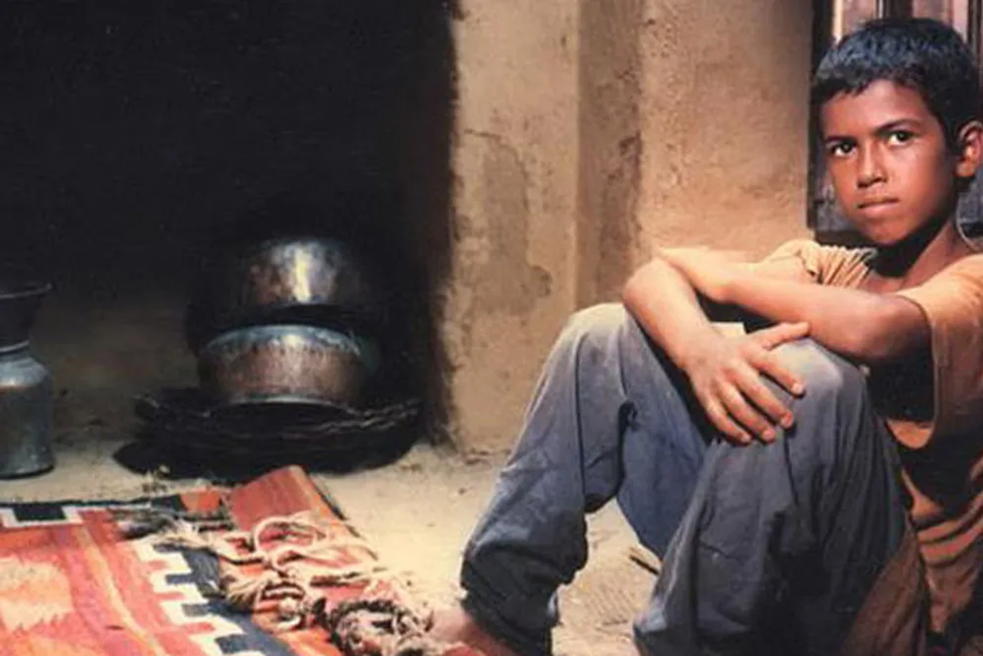 Adnan Afravian in Bashu, the Little Stranger (1989)