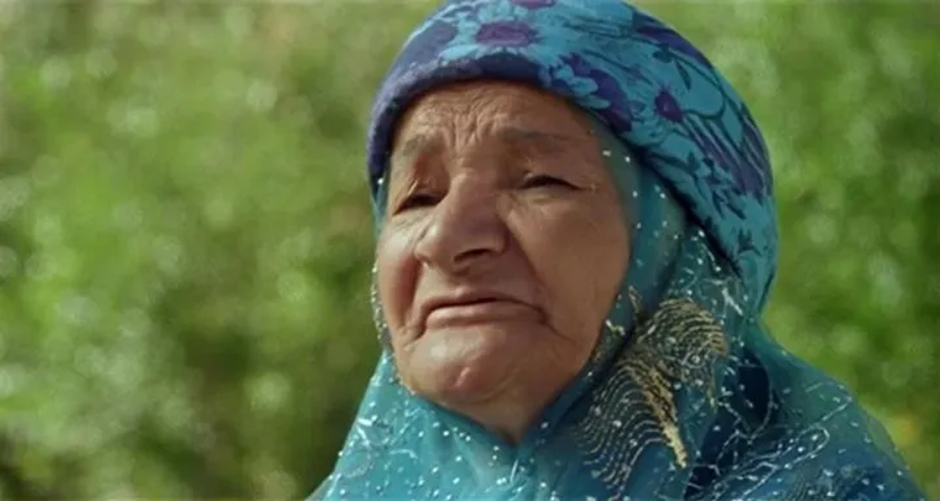 Rogheih Moharami in Gabbeh (1996)
