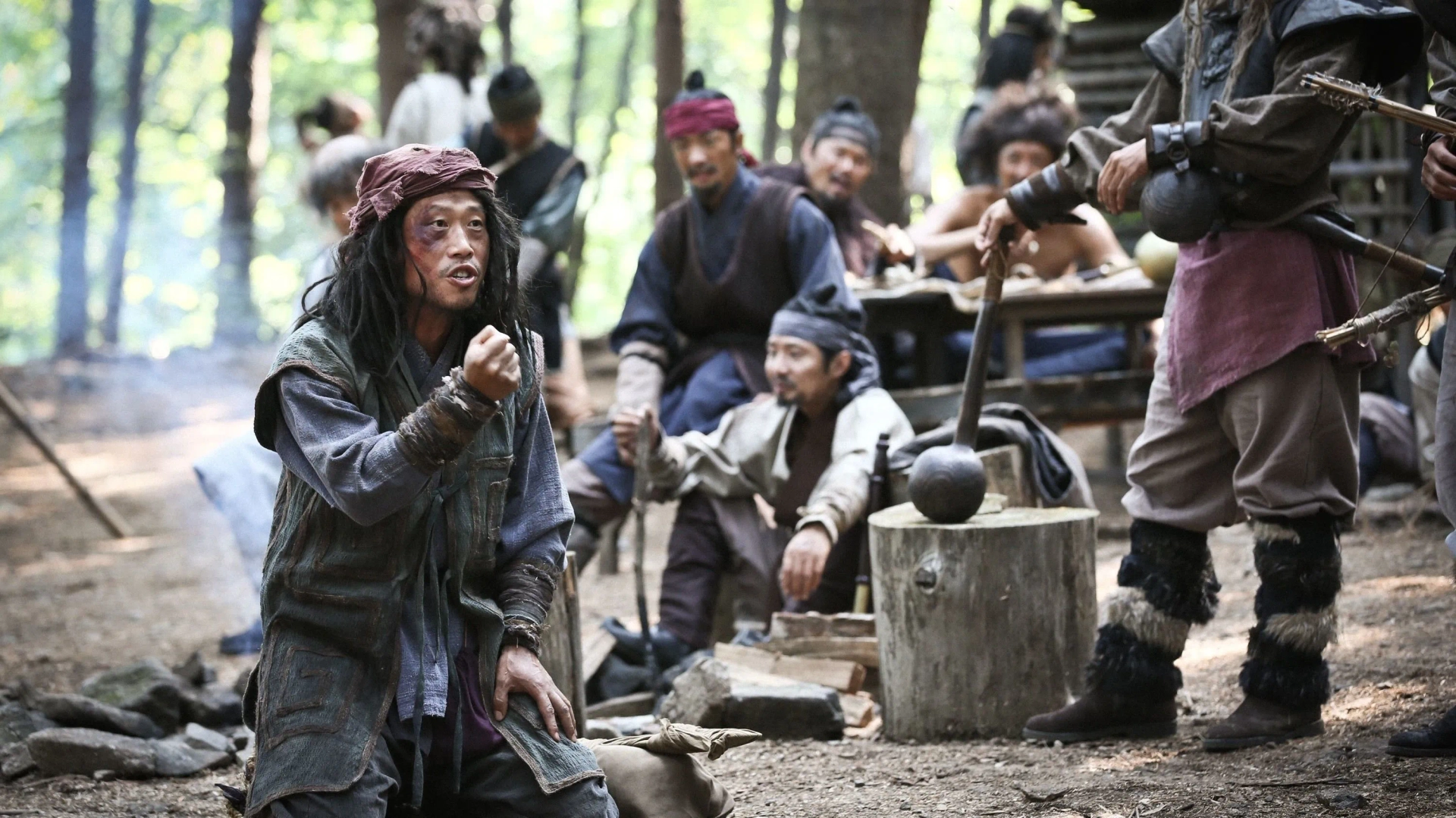 Yoo Hae-jin in The Pirates (2014)