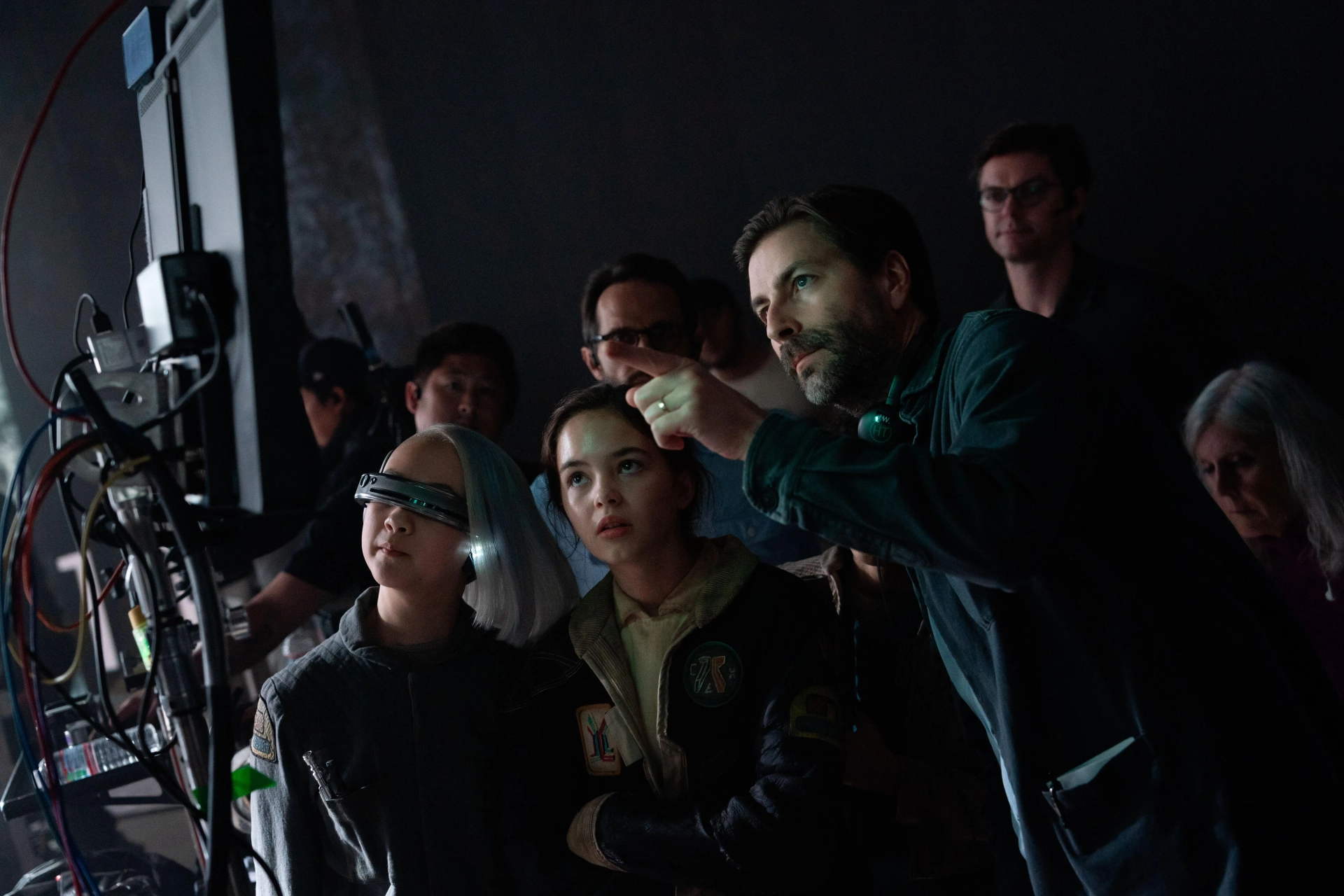 Kyriana Kratter, Jon Watts, and Ryan Kiera Armstrong in Star Wars: Skeleton Crew (2024)