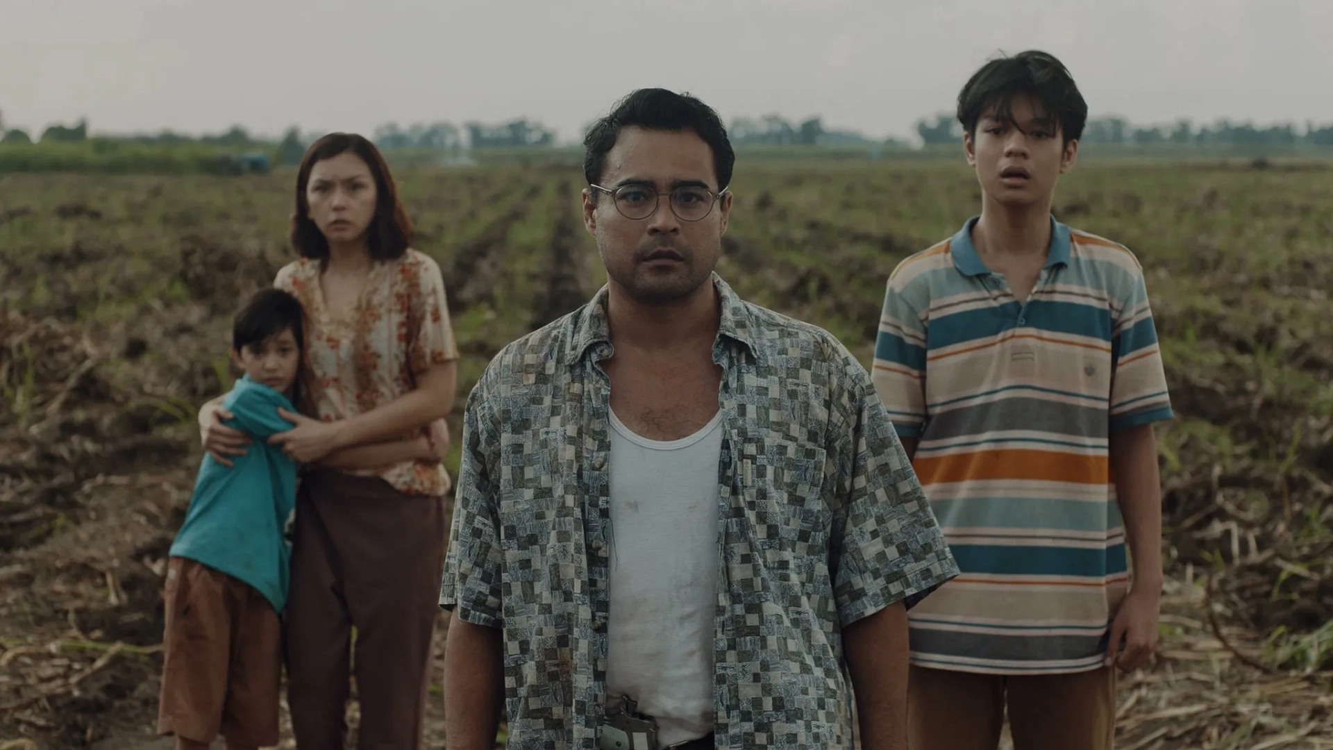 Aiden Tyler Patdu, Sid Lucero, Beauty Gonzalez, and Marco Masa in Outside (2024)
