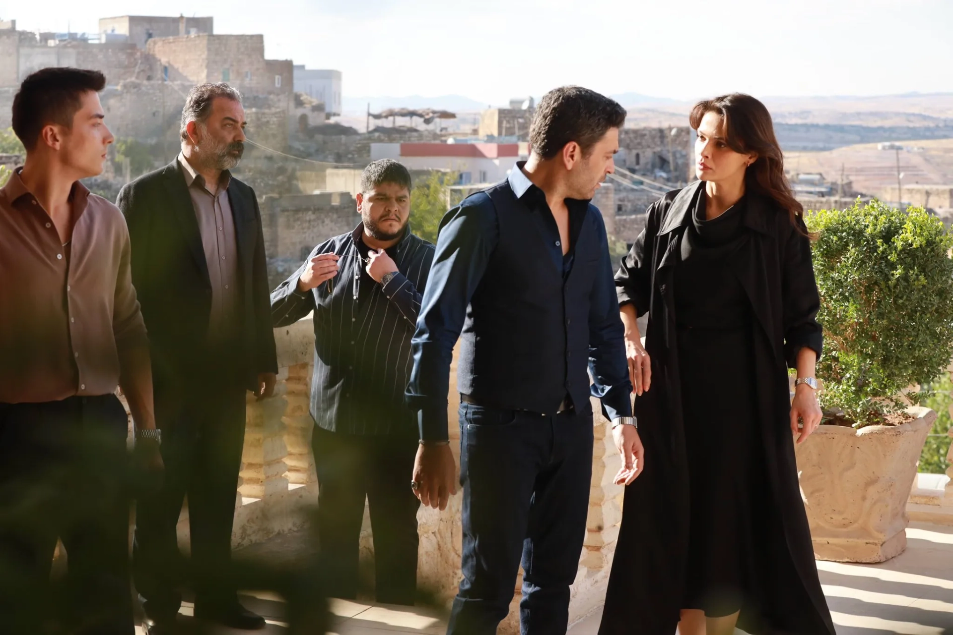 Ozan Akbaba, Burak Safak, and Sinem Ünsal in Uzak Sehir (2024)