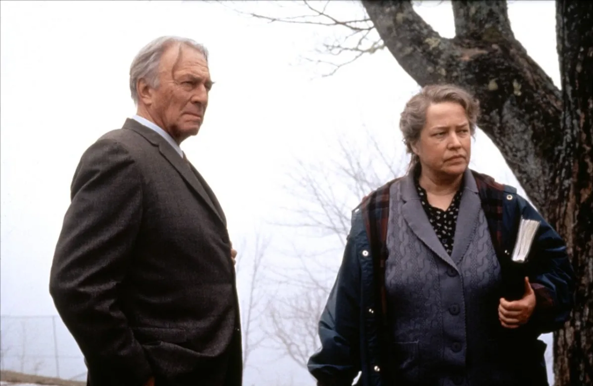 Kathy Bates and Christopher Plummer in Dolores Claiborne (1995)