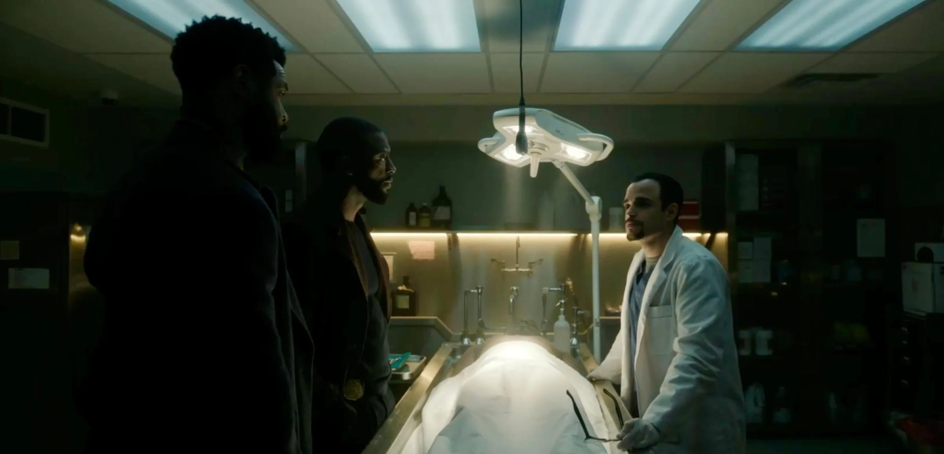 Aldis Hodge, Isaiah Mustafa, and Erniel Baez in Cross (2024)