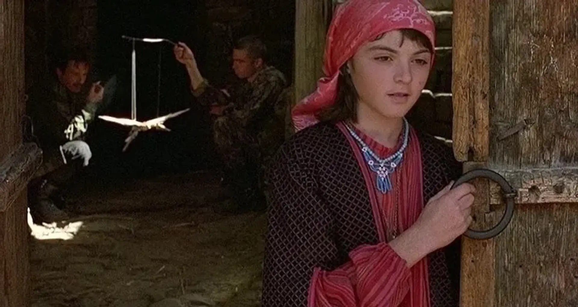 فیلم زندانی کوهستان (Prisoner of the Mountains 1996)