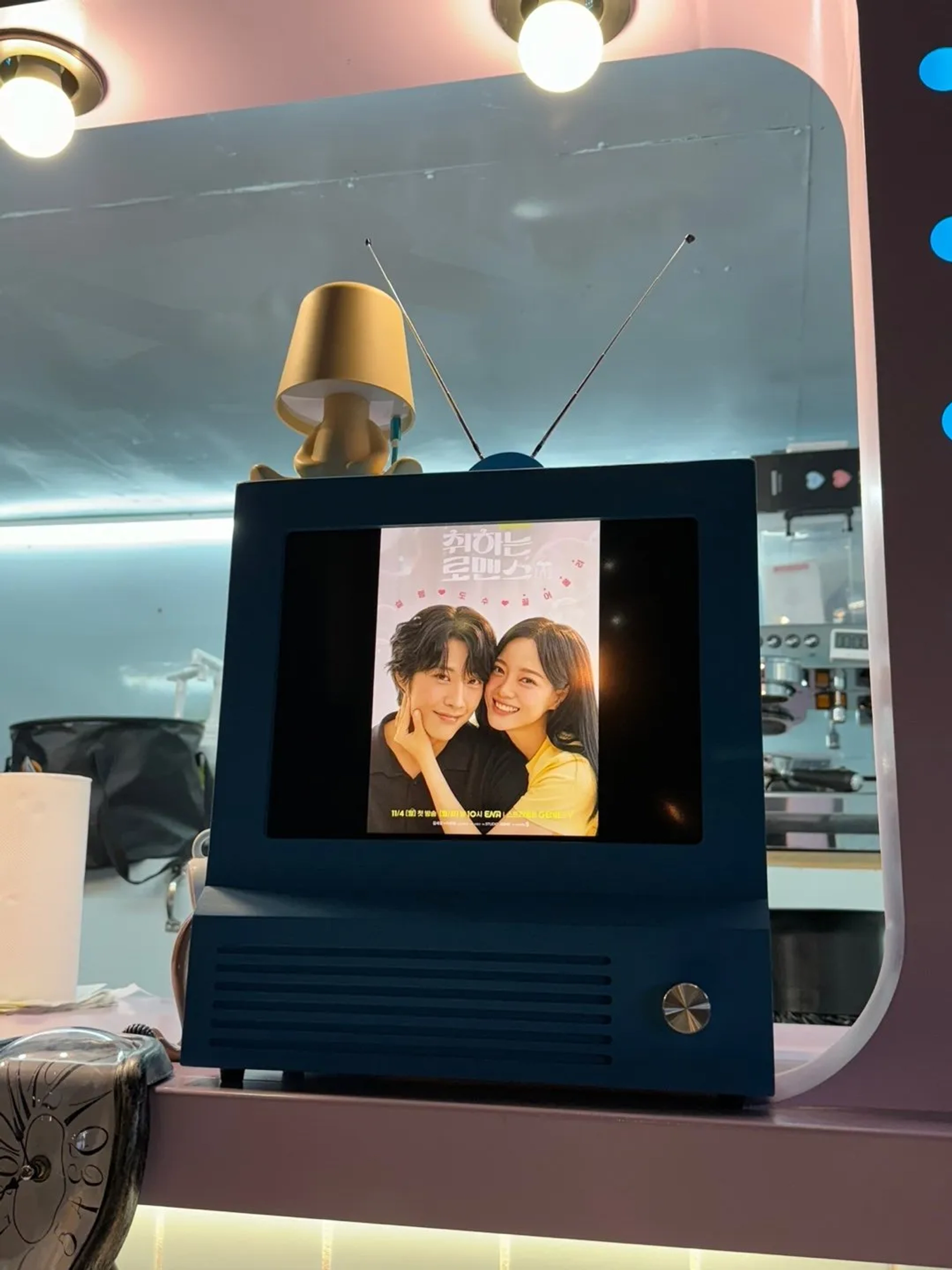 Lee Jong-Won and Kim Sejeong in Brewing Love (2024)