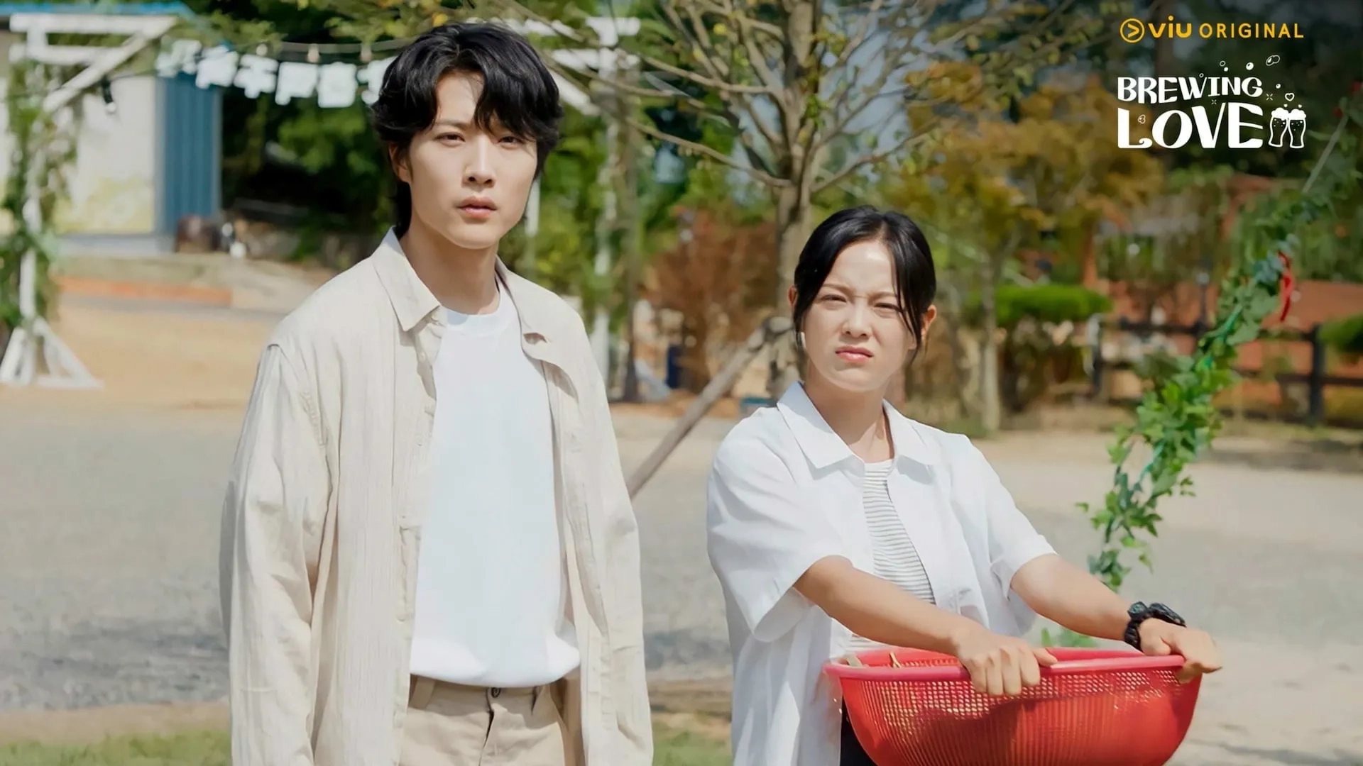 Lee Jong-Won and Kim Sejeong in Brewing Love (2024)