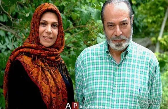 Gohar Kheirandish and Ali Nasirian in Forbidden Fruit (2007)