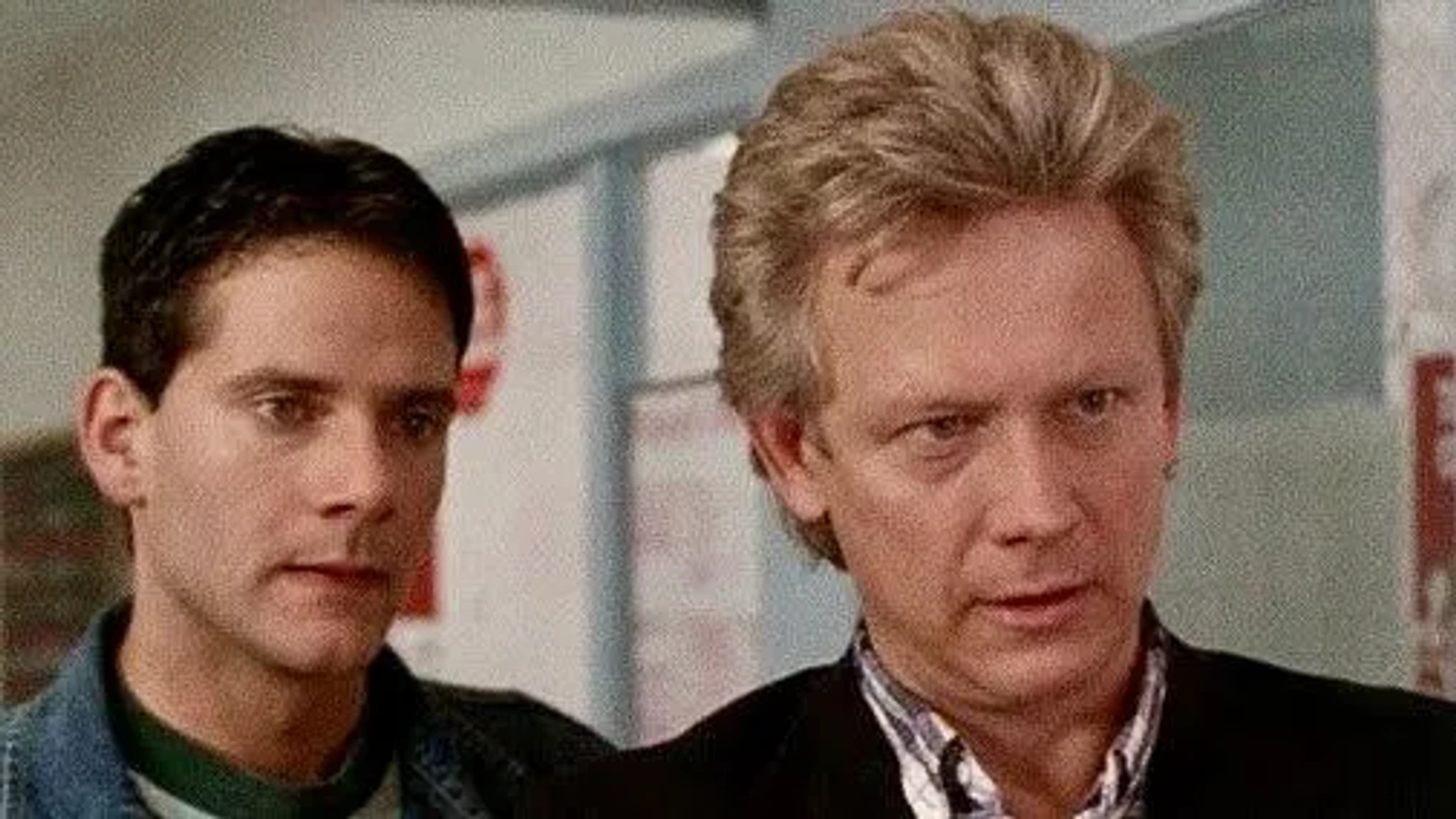 Bruce Davison and Campbell Scott in Longtime Companion (1989)