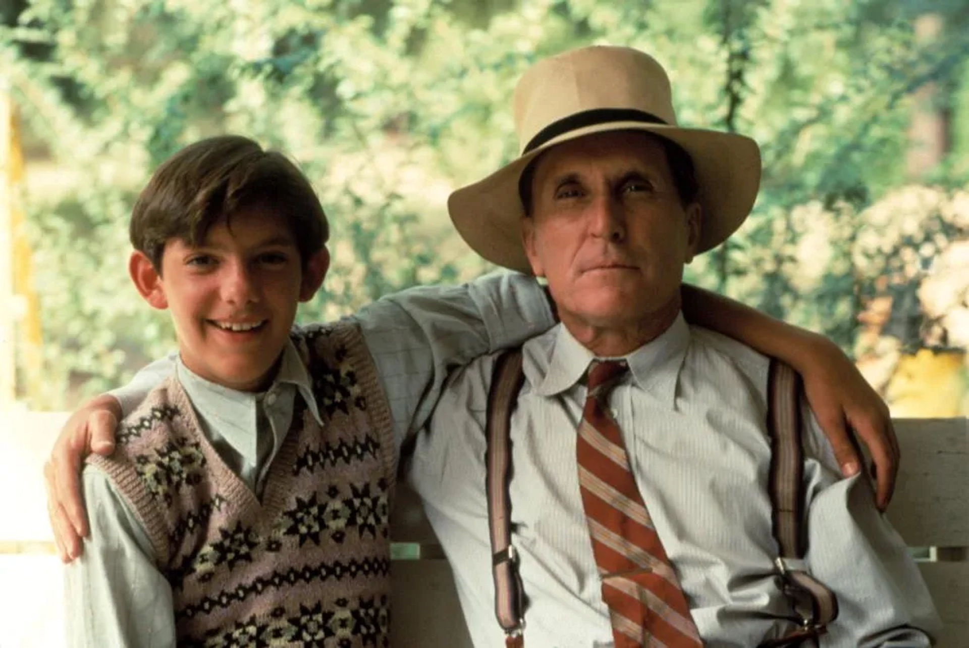 Robert Duvall and Lukas Haas in Rambling Rose (1991)