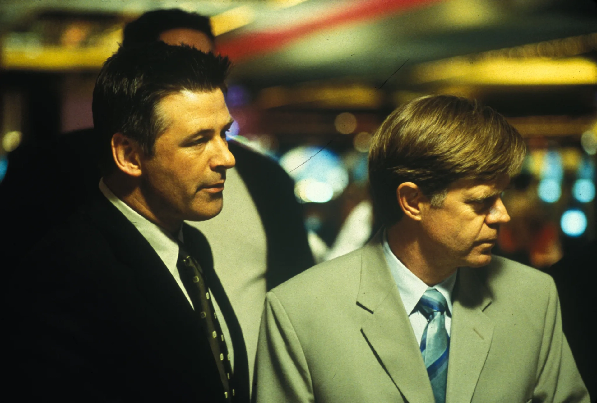 Alec Baldwin and William H. Macy in The Cooler (2003)