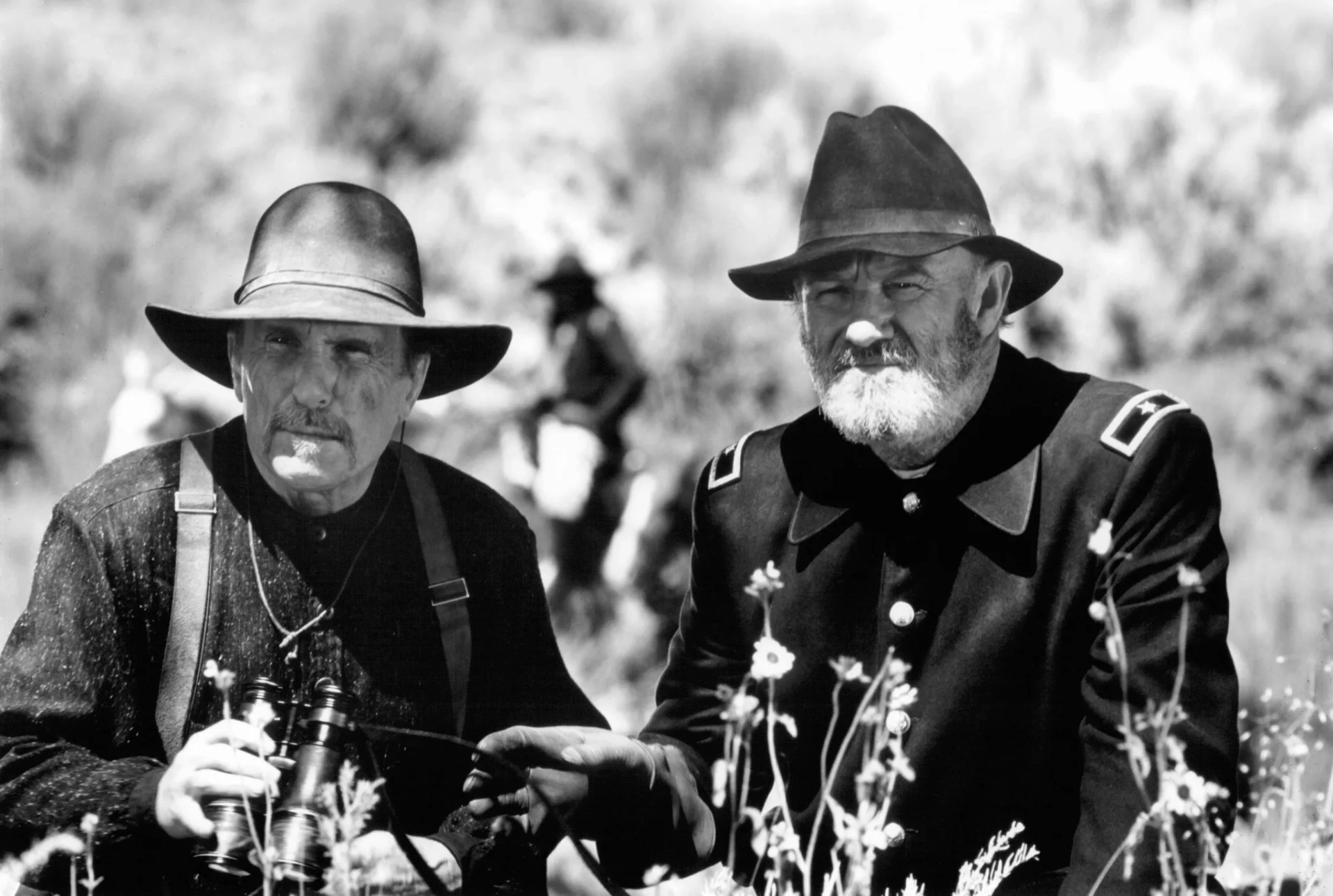 Robert Duvall and Gene Hackman in Geronimo: An American Legend (1993)