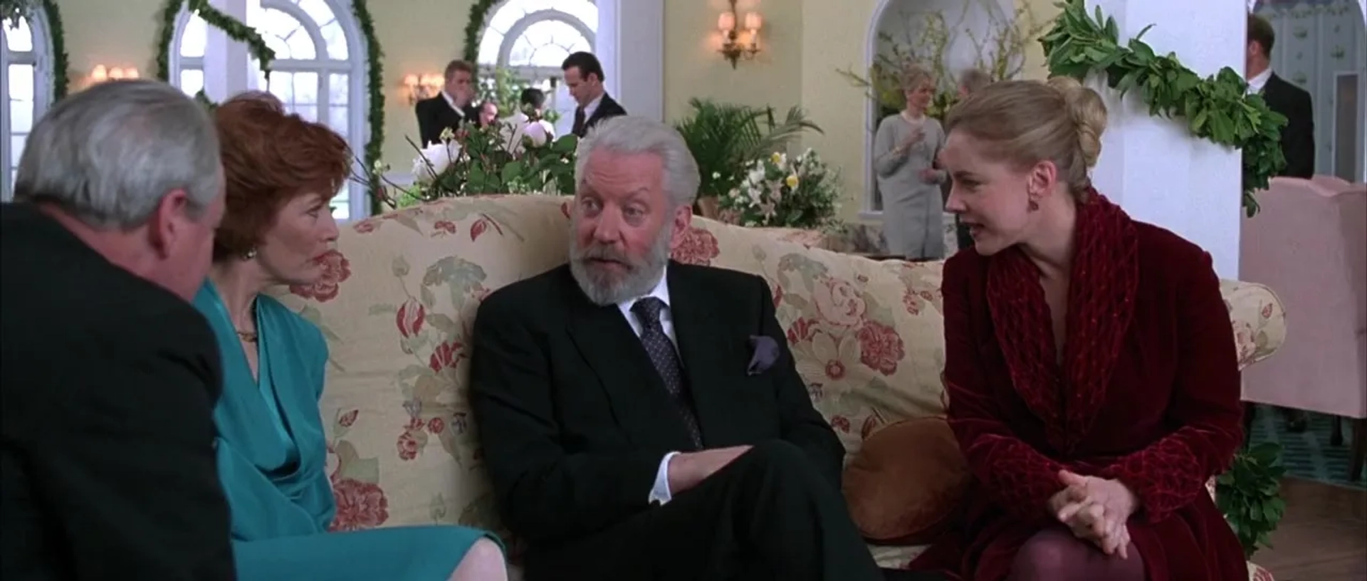 Stockard Channing and Donald Sutherland in Six Degrees of Separation (1993)