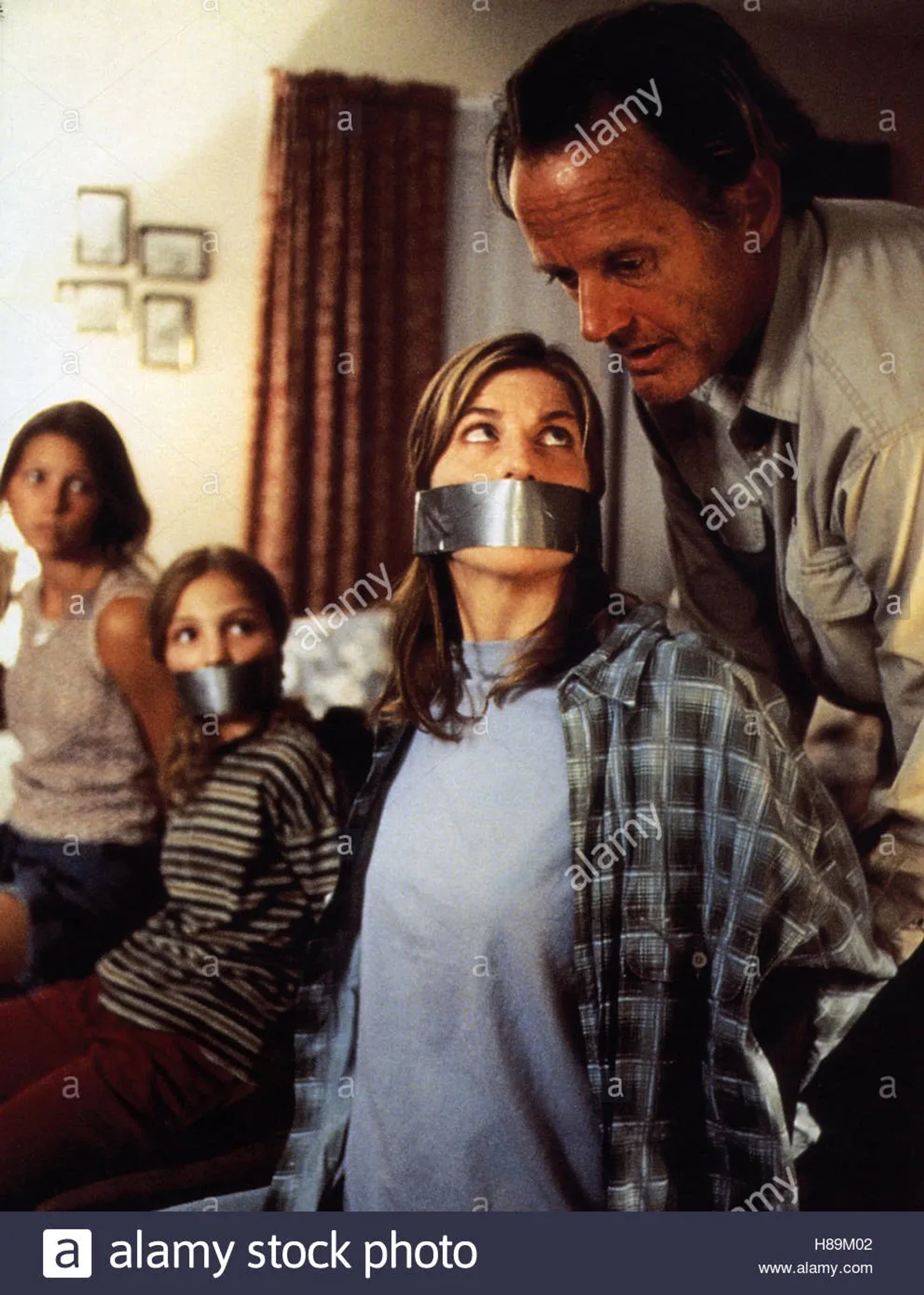 Peter Fonda, Jessica Biel, Christine Dunford, and Vanessa Zima in Ulee's Gold (1997)