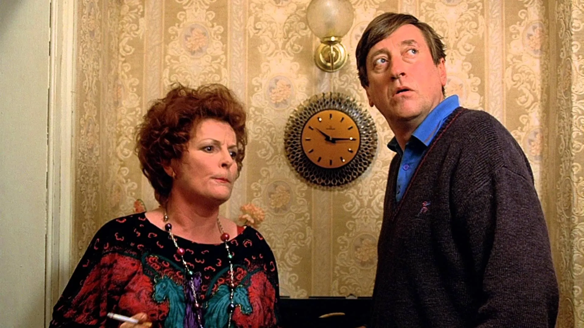 Brenda Blethyn and Philip Jackson in Little Voice (1998)